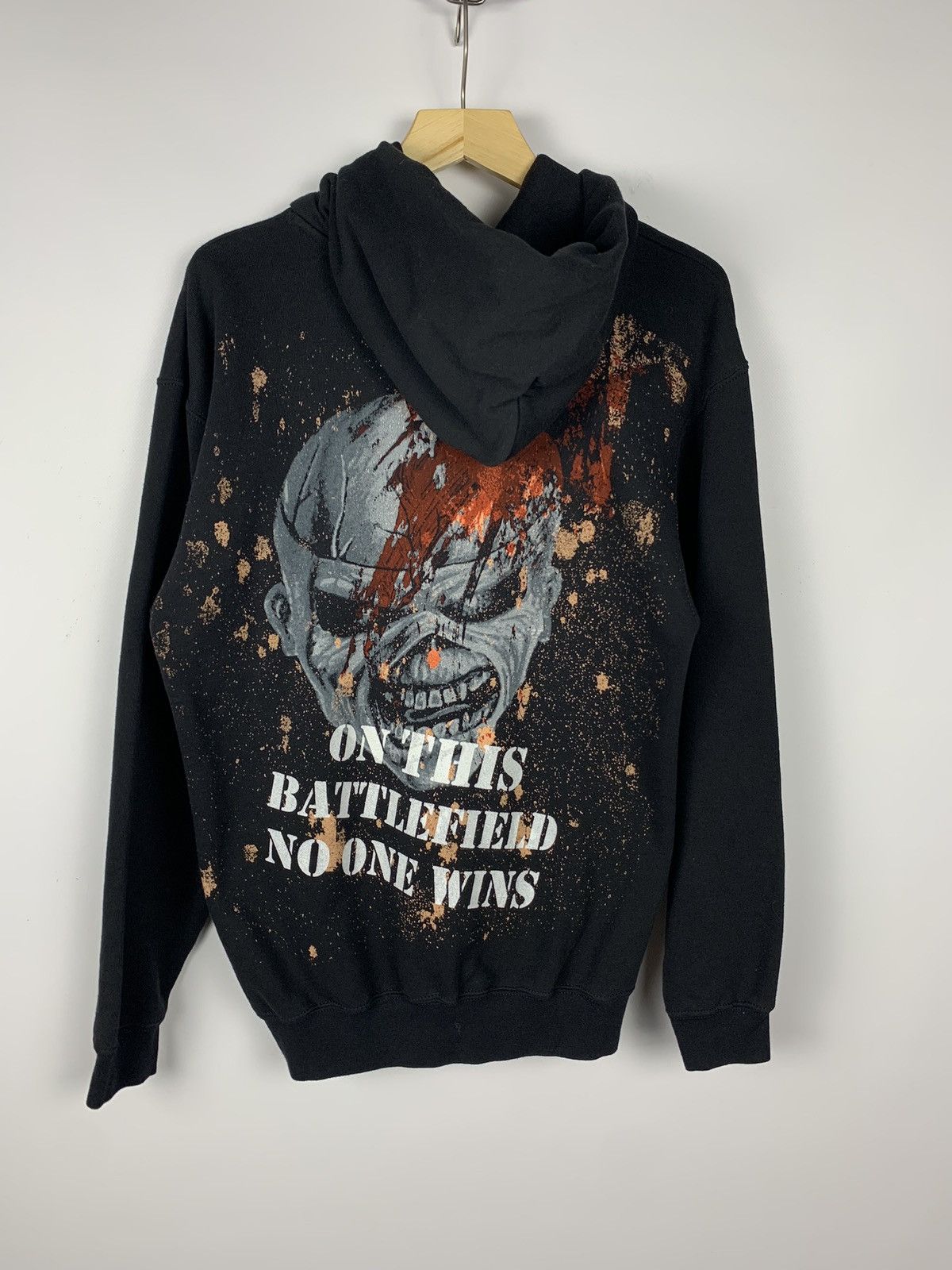 Band Tees Vintage Iron Maiden Rock Band Zip Up Hoodie Y2K Skulls Black Size US M / EU 48-50 / 2 - 10 Thumbnail