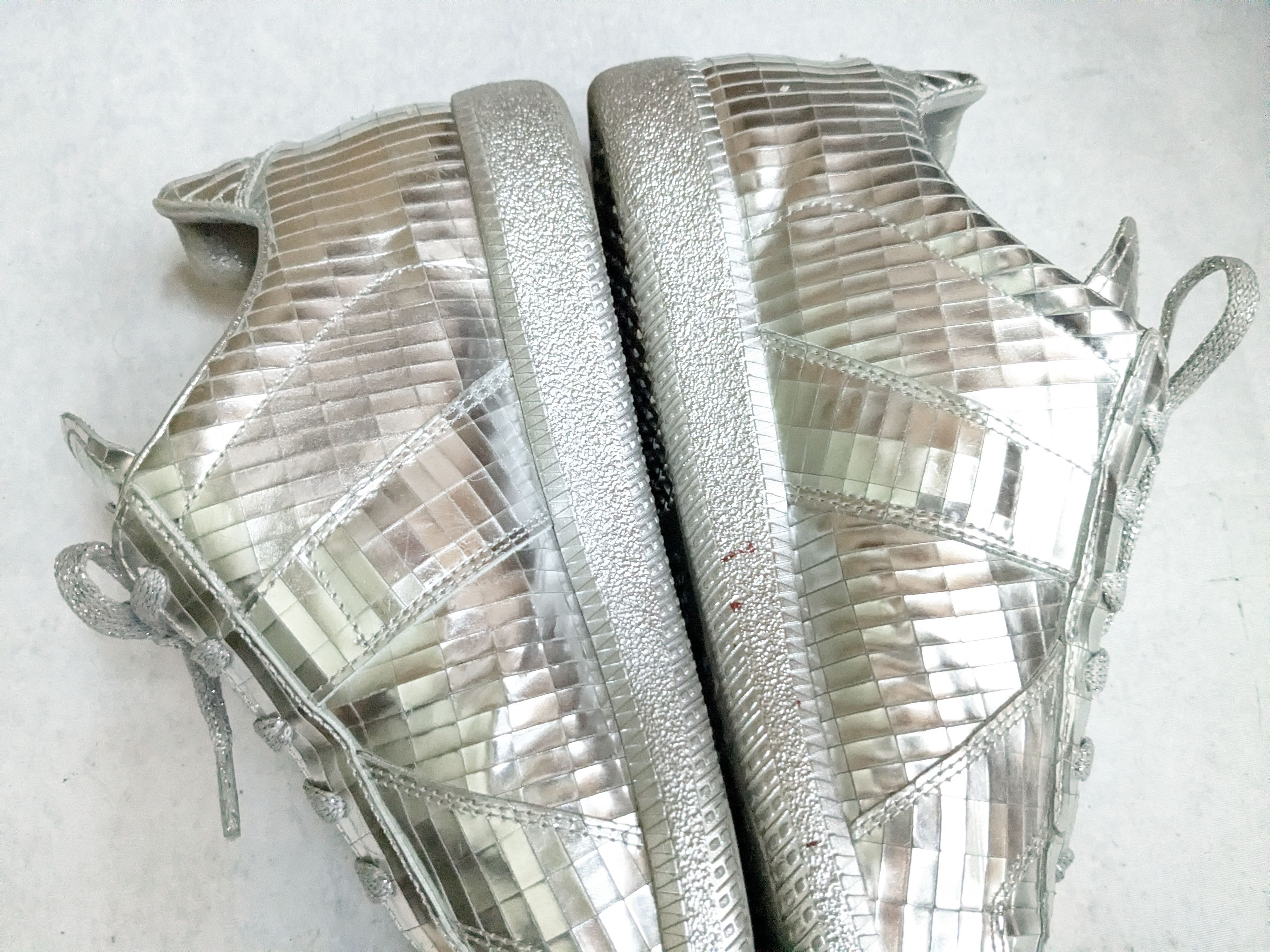 Maison Margiela Maison Margiela Replica GAT Silver 11 44 Low Tops Leather Size US 11 / EU 44 - 11 Thumbnail