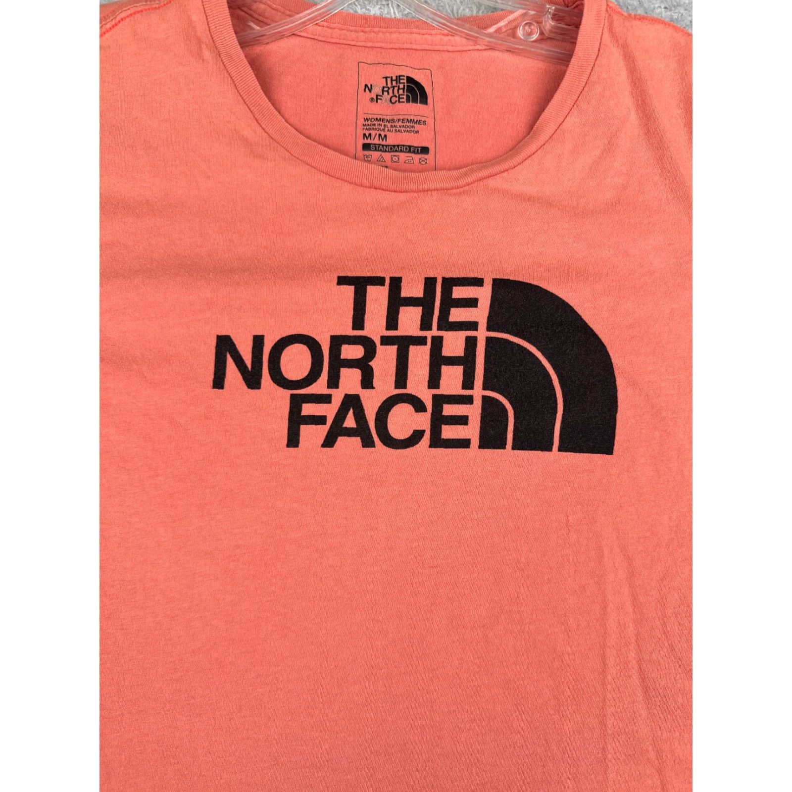 The North Face The North Face Shirt Women Medium Pink Short Sleeve Crew Neck 100% Cotton Casual Sports Size M / US 6-8 / IT 42-44 - 6 Thumbnail