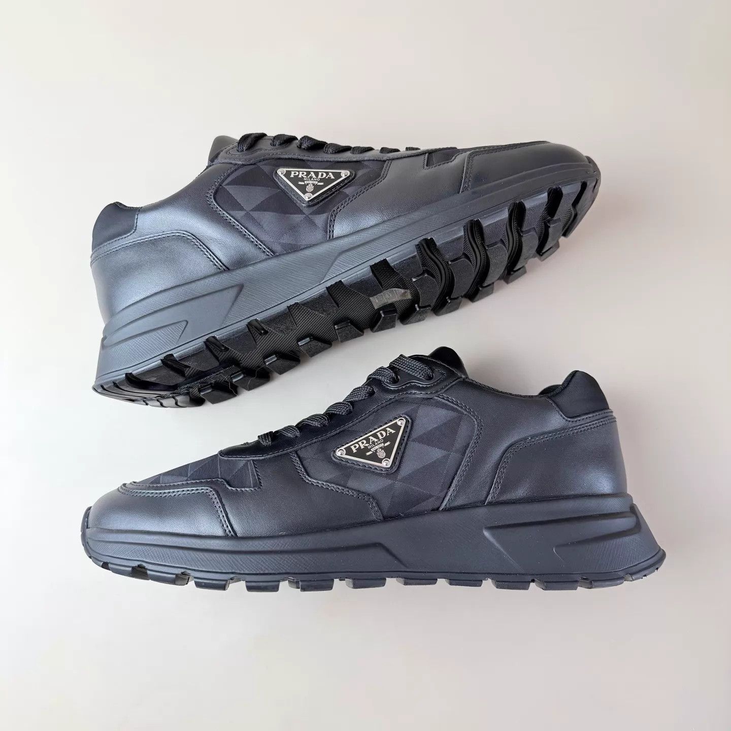 Prada Prada Black Triangle Logo Sneakers EU 41 Mint Size US 8 / EU 41 - 5 Thumbnail