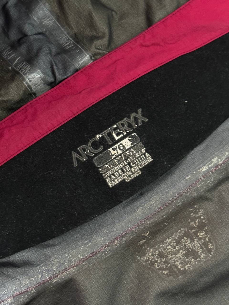 Arc'teryx Arc’teryx Gore-Tex Pro Beta AR Women’s Hooded Jacket Pink Size L / US 10 / IT 46 - 19 Thumbnail