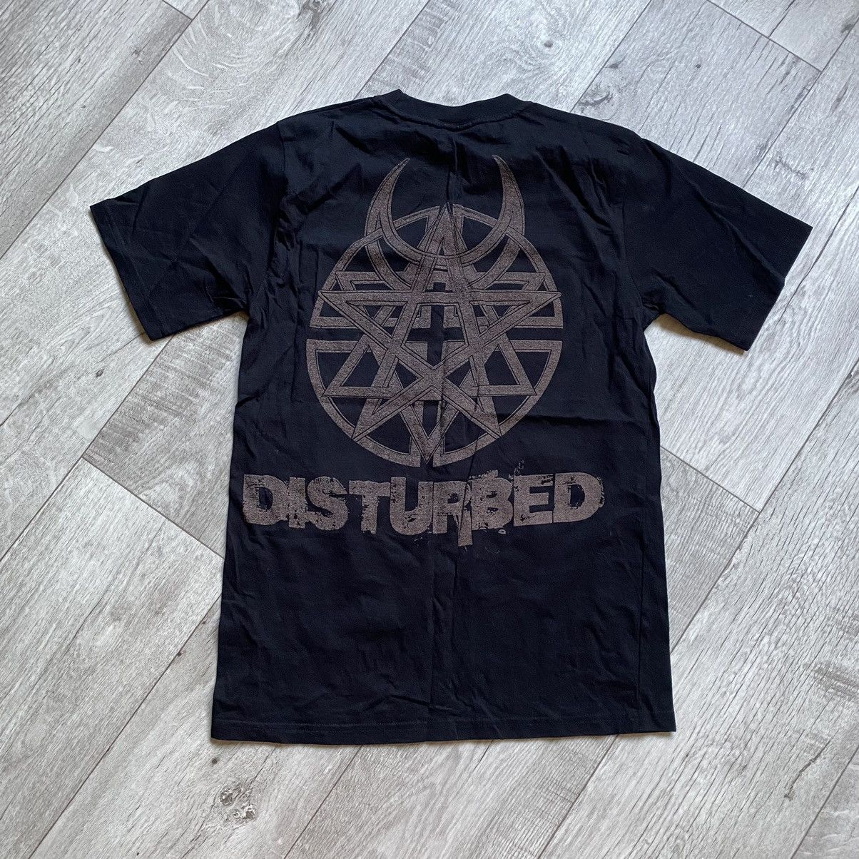 Band Tees VINTAGE DISTURBED BAND CRAZY SKULLS LOGO T SHIRT Size US S / EU 44-46 / 1 - 2 Thumbnail