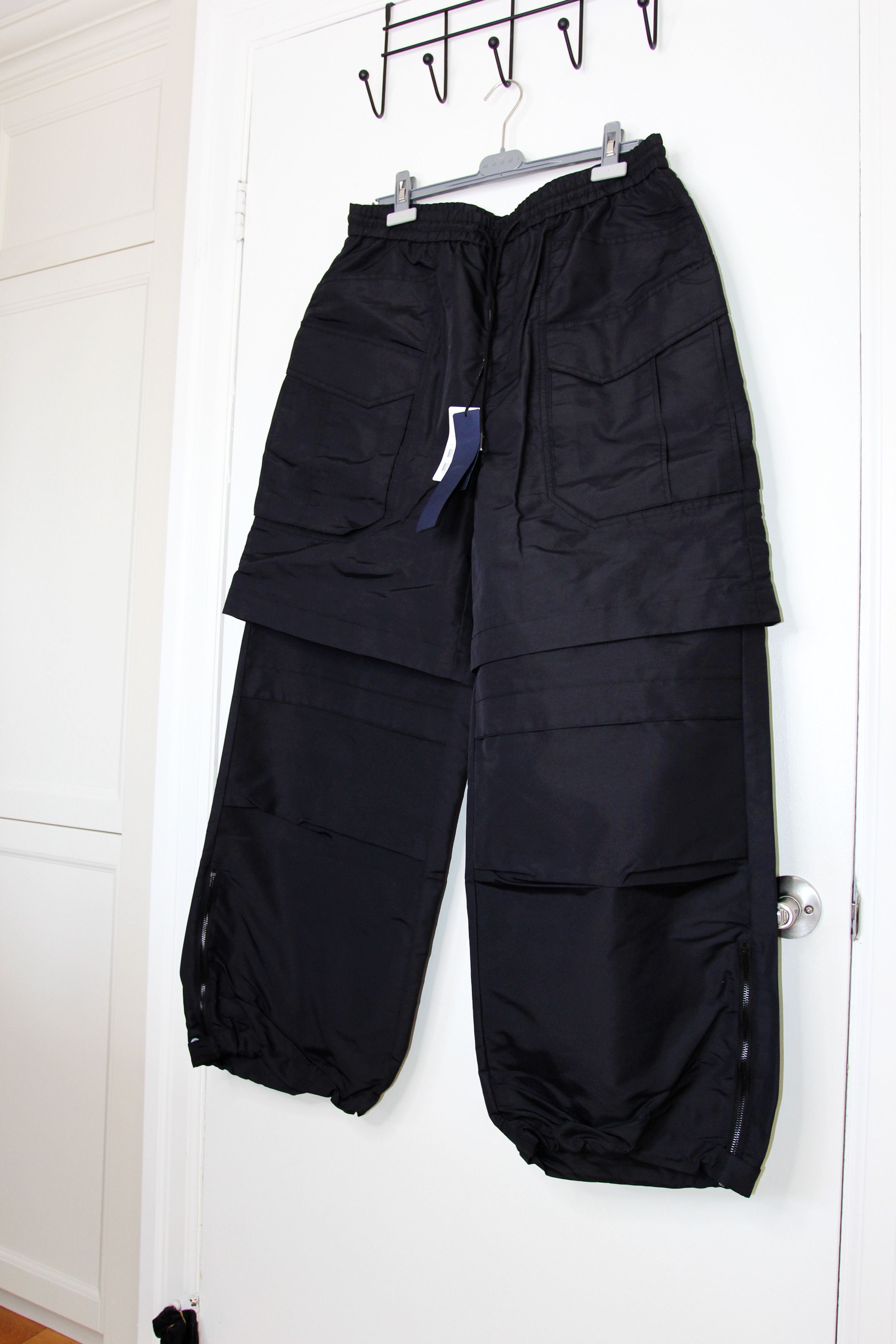 Juun.J BNWT SS25 JUUN.J CONVERTIBLE CARGO PANTS 50 Size US 34 / EU 50 - 5 Thumbnail