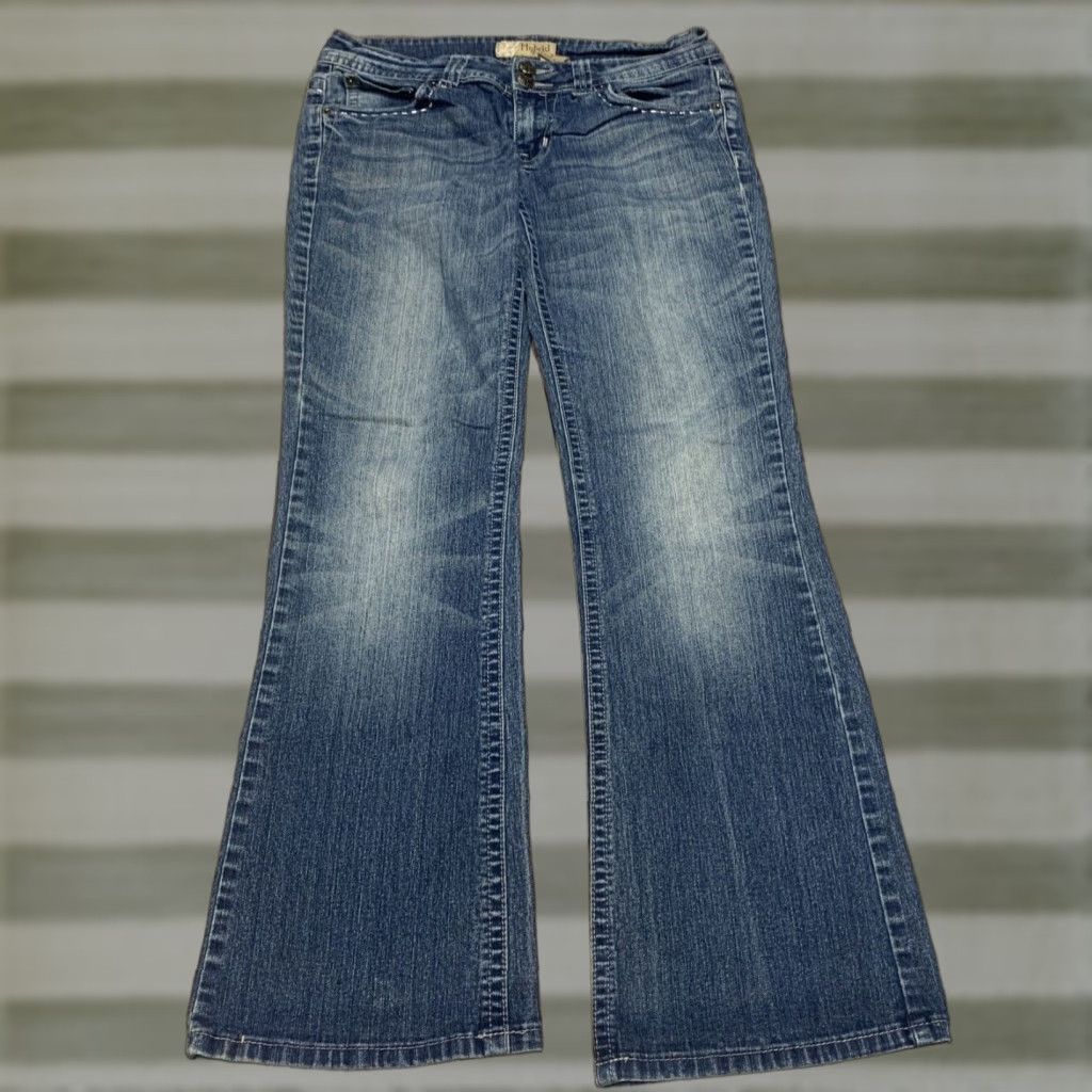 Denime Hybrid & Company Jeans Denim Low Rise Bootcut 32 x 30 1/2 Blue Size 9 Womens Size 30" / US 8 / IT 44 - 1 Thumbnail
