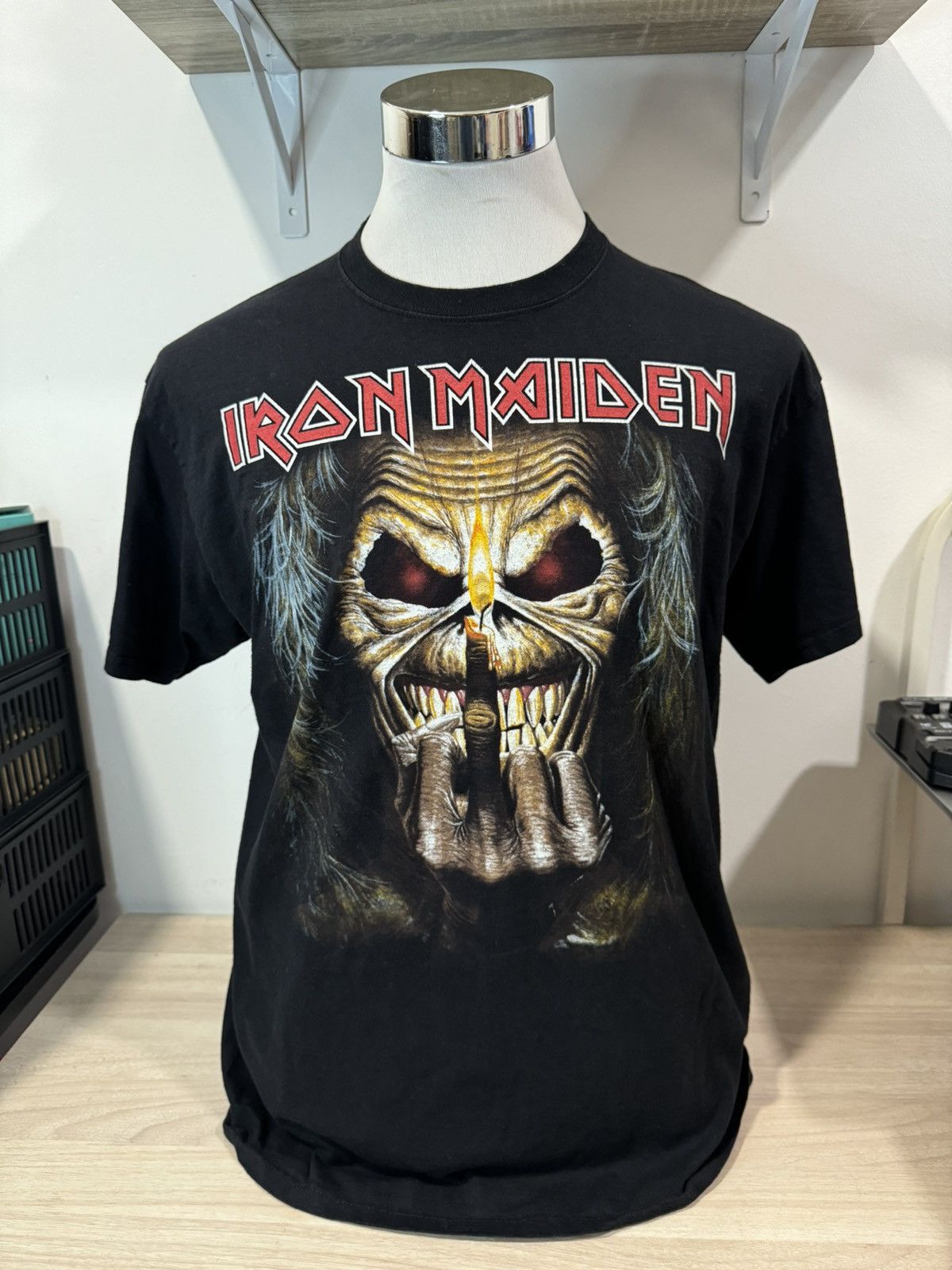 Fruit Of The Loom × Iron Maiden × Vintage Eddie Middle Finger Wrath Iron Maiden Size US XL / EU 56 / 4 - 1 Thumbnail