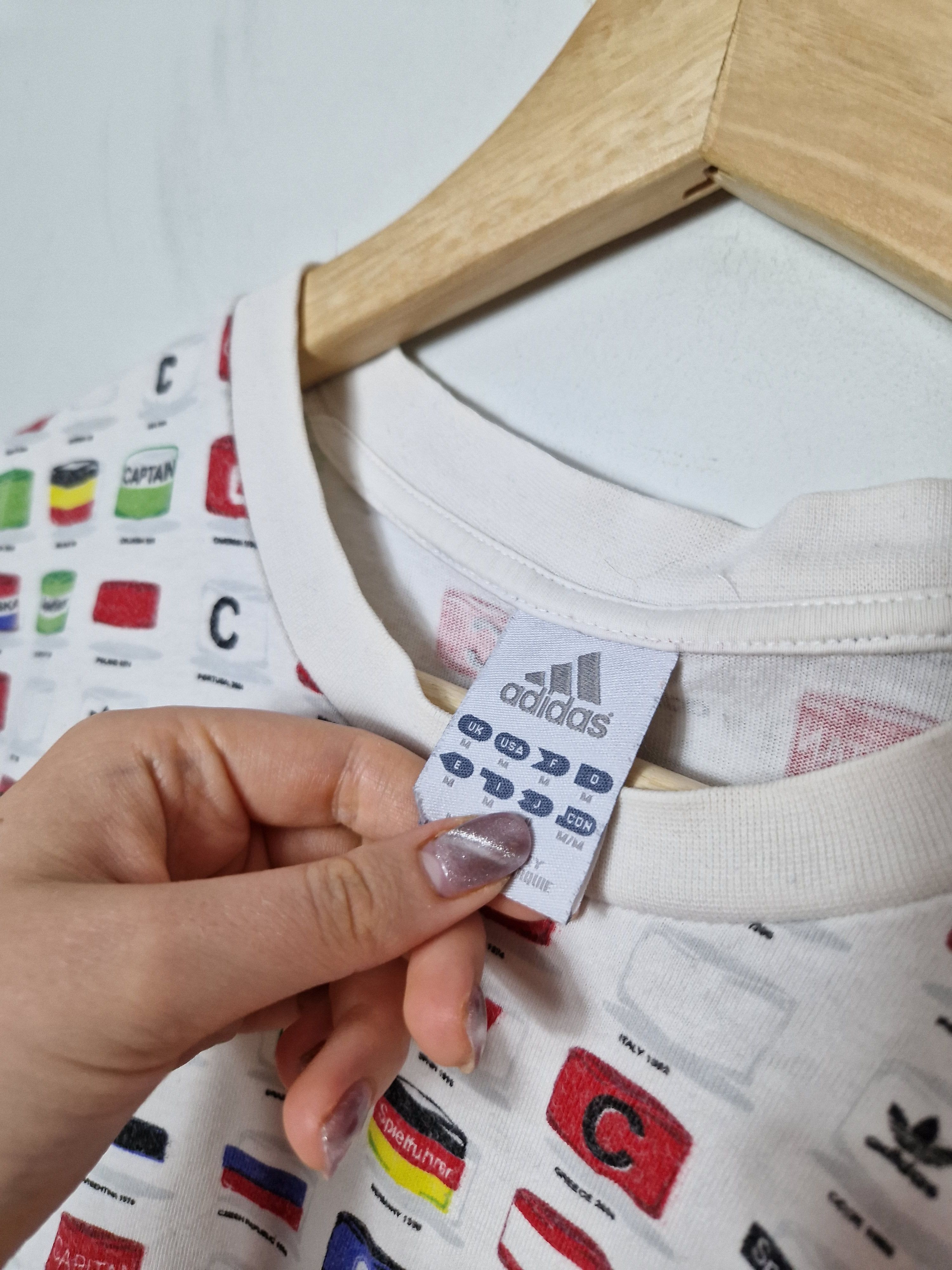 Adidas × Vintage Adidas vintage y2k tee Size US M / EU 48-50 / 2 - 6 Thumbnail