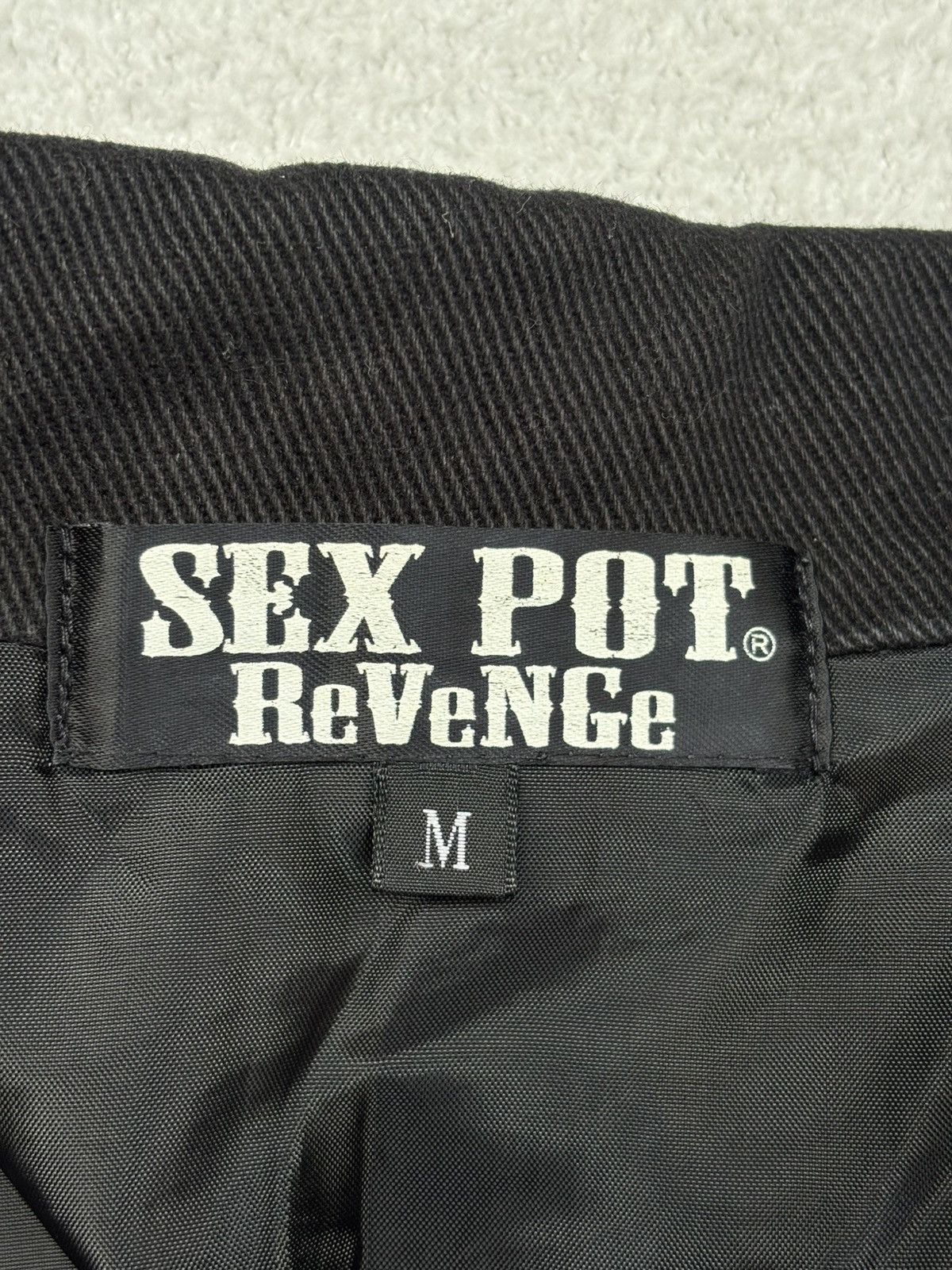 Japanese Brand Sexpot Revenge Patched Deconstructed Denim Jacket Size US S / EU 44-46 / 1 - 14 Thumbnail