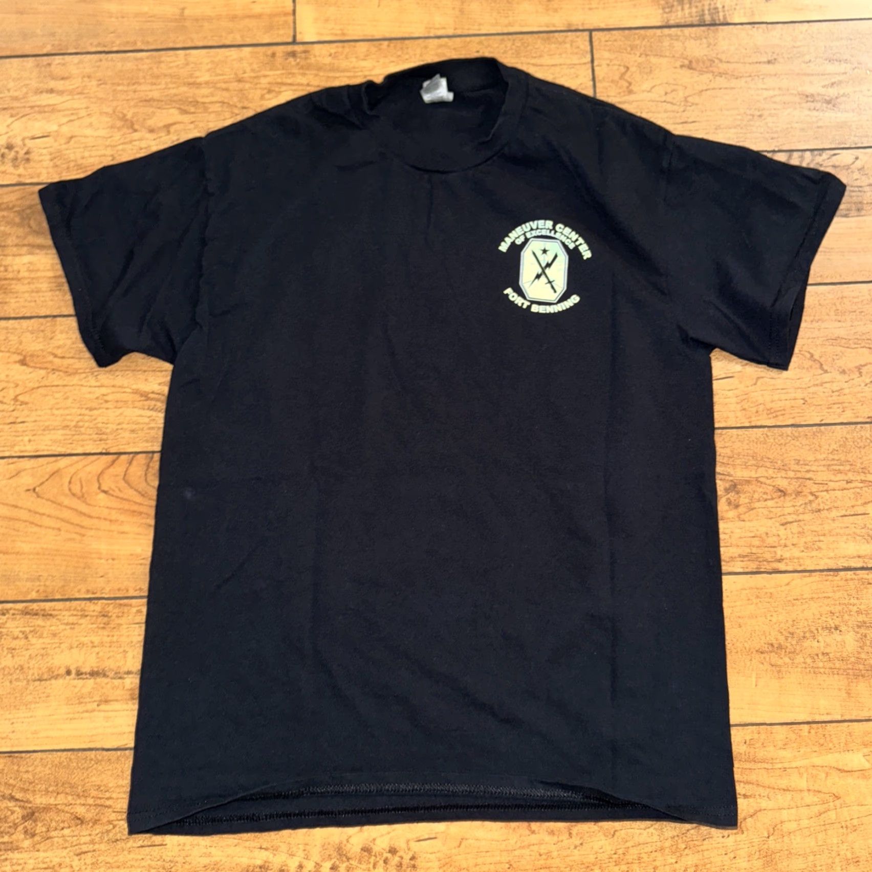 Gildan VINTAGE Gildan Military Punishers T-Shirt Mens Adult Medium Black Fort Benning M Size US M / EU 48-50 / 2 - 4 Thumbnail