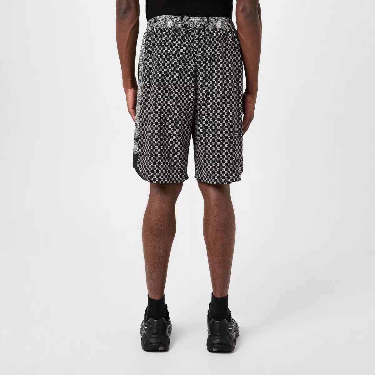 Balmain o1g2r1mq0426 Straight-Leg Monogrammed Poplin Shorts Size US 34 / EU 50 - 4 Thumbnail