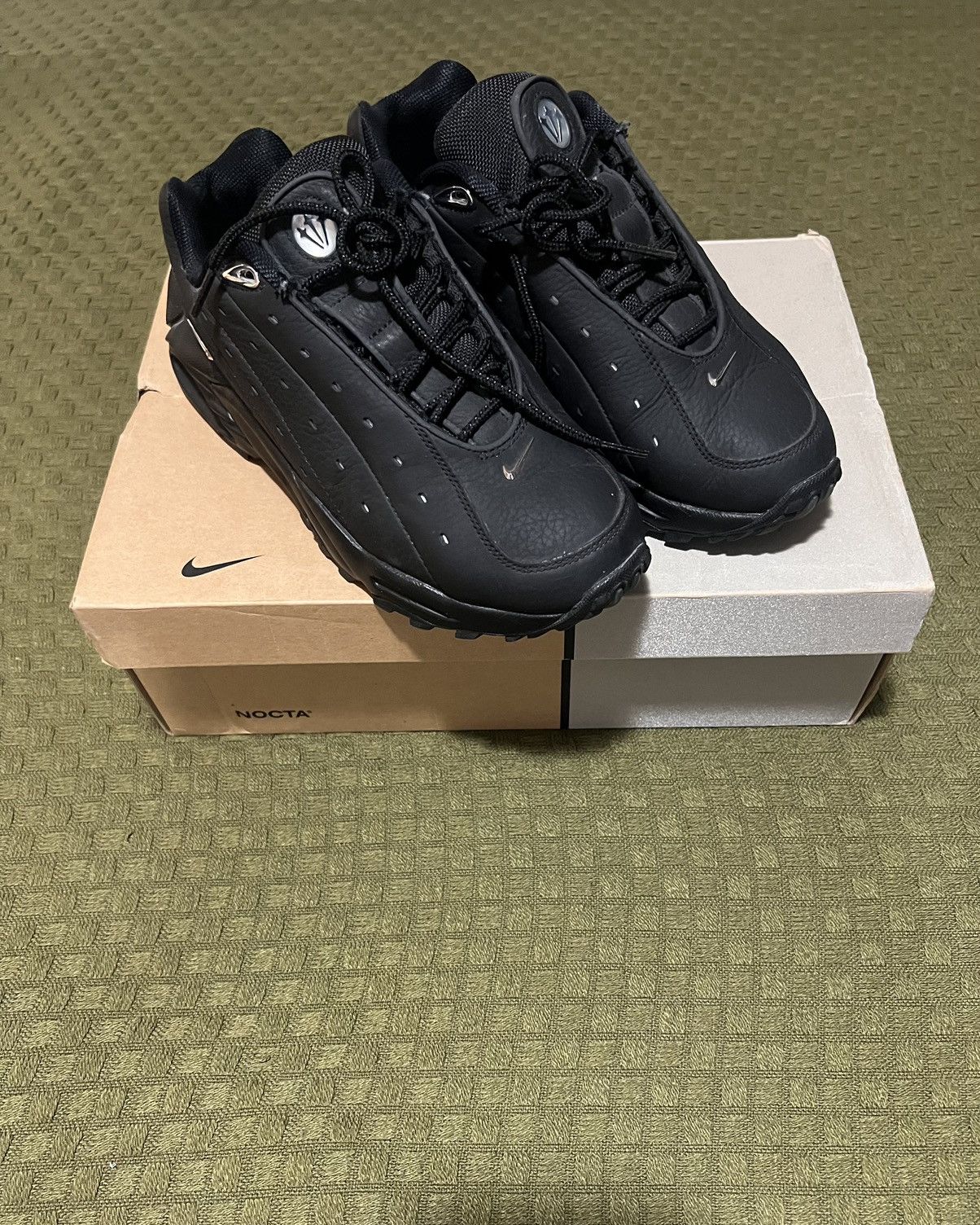 Drake × NOCTA × Nike Nike Hot Air Terra Nocta Size US 7 / EU 40 - 1 Thumbnail