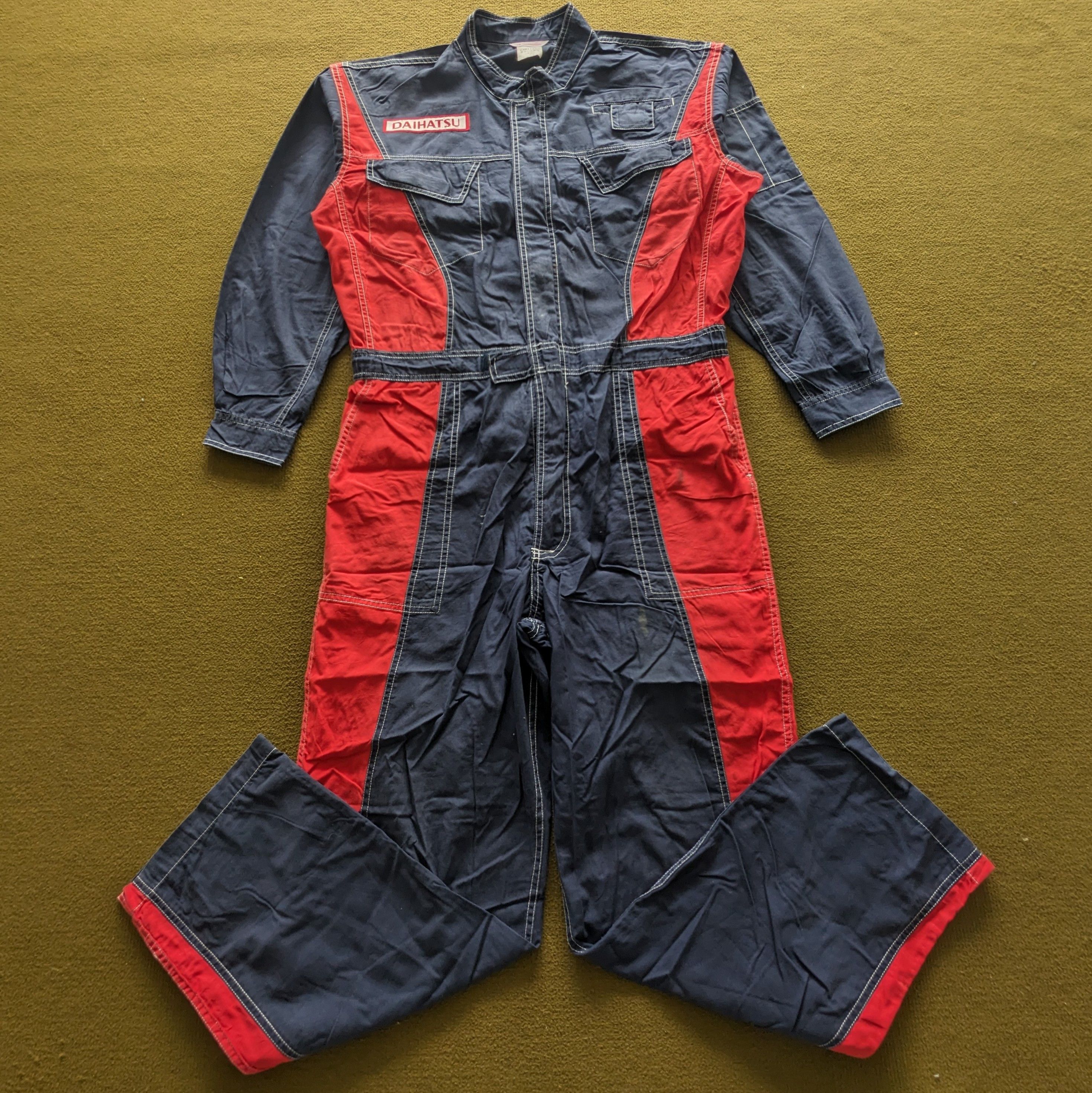 Vintage Vintage DAIHATSU Motorsports Racing Coverall Workwear Jacket Size US XL / EU 56 / 4 - 3 Thumbnail