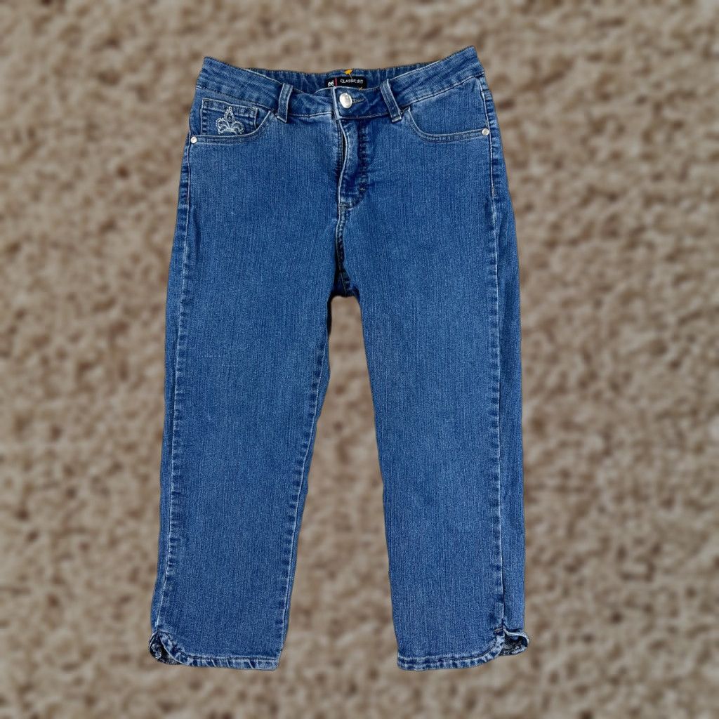 Lee Lee Womens Capri Jeans Medium Wash Blue Cotton Blend Stretch 8 Embroidered Logo Modern Size 30" / US 8 / IT 44 - 1 Thumbnail