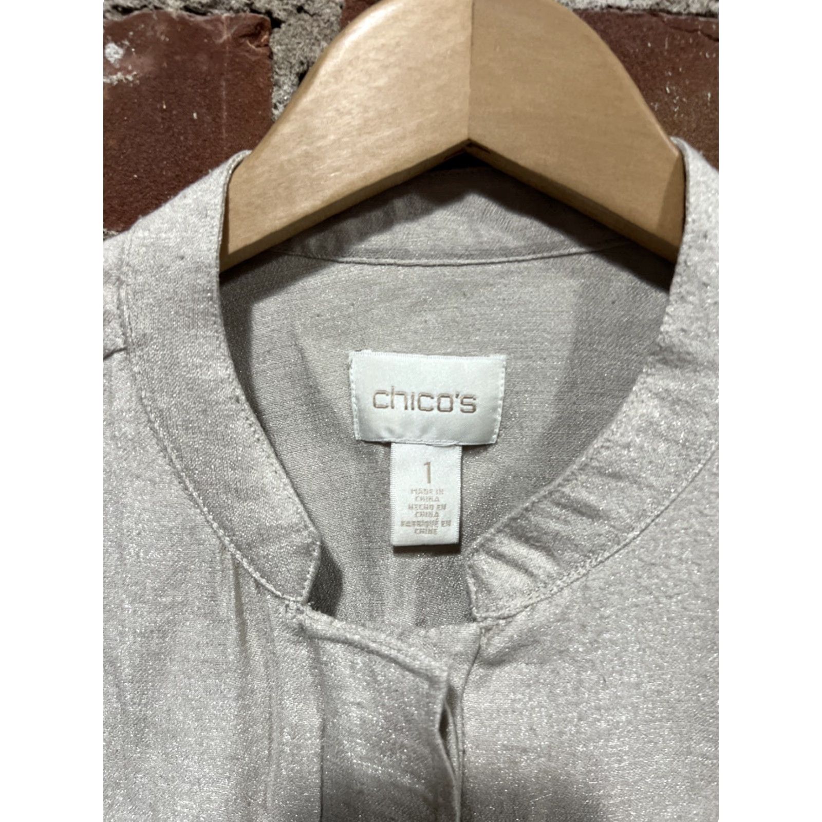 Vintage Chico's Beige Women's Regular Fit Viscose Blend Blazer User: Chico's Beige Women's Regular Fit Viscose Blend Blazer Size XS / US 0-2 / IT 36-38 - 2 Thumbnail