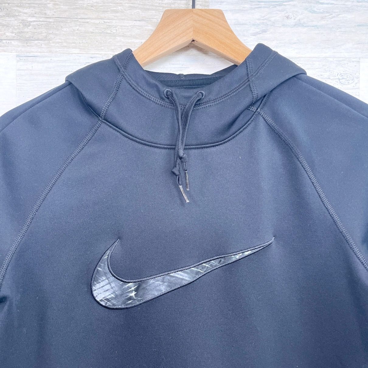 Nike Nike Therma Training Hoodie Black Gray Camo Swoosh Womens S Size S / US 4 / IT 40 - 2 Thumbnail