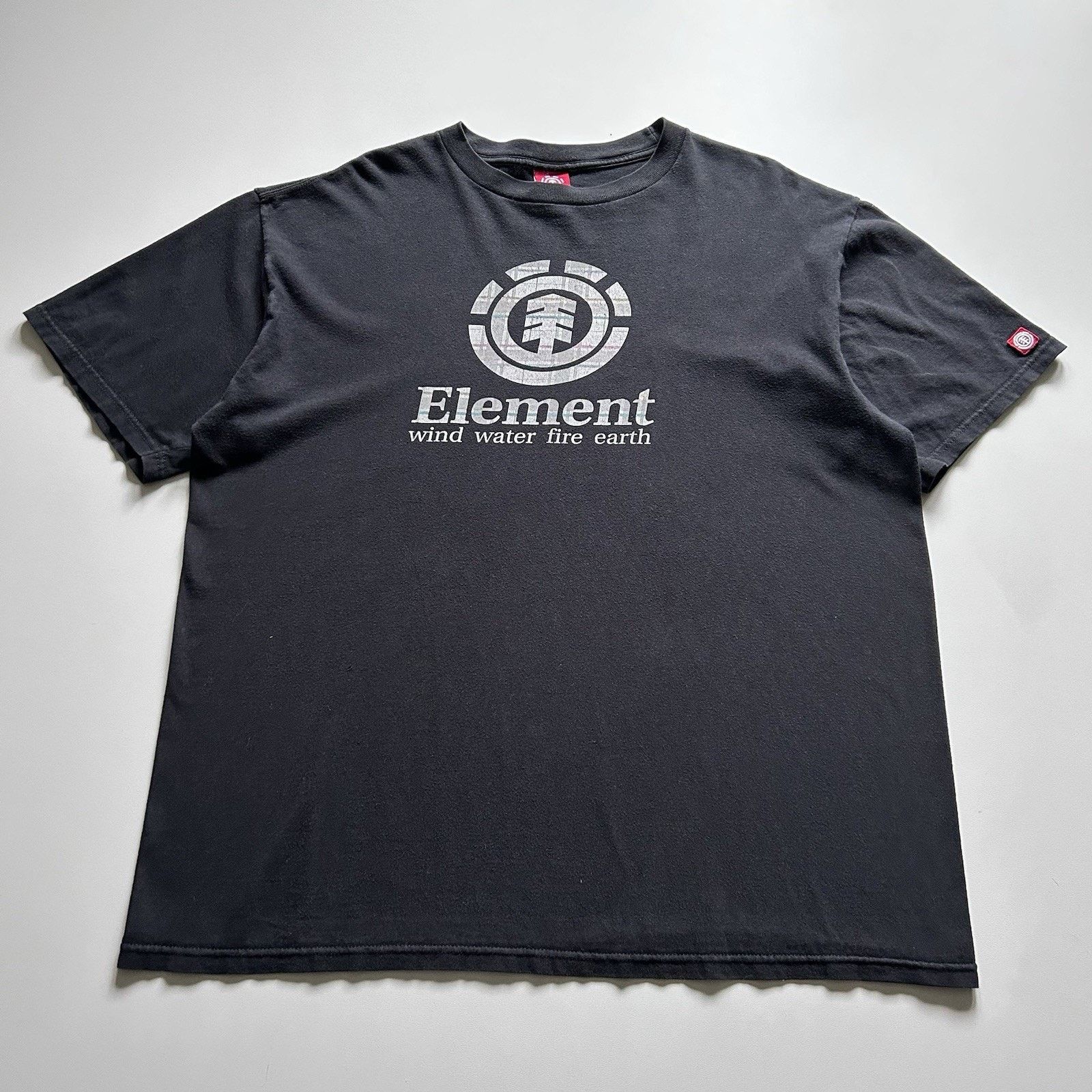 Element Vintage Y2K Element Skateboards T Shirt XL Y2K Logo Graphic Size US XL / EU 56 / 4 - 1 Thumbnail