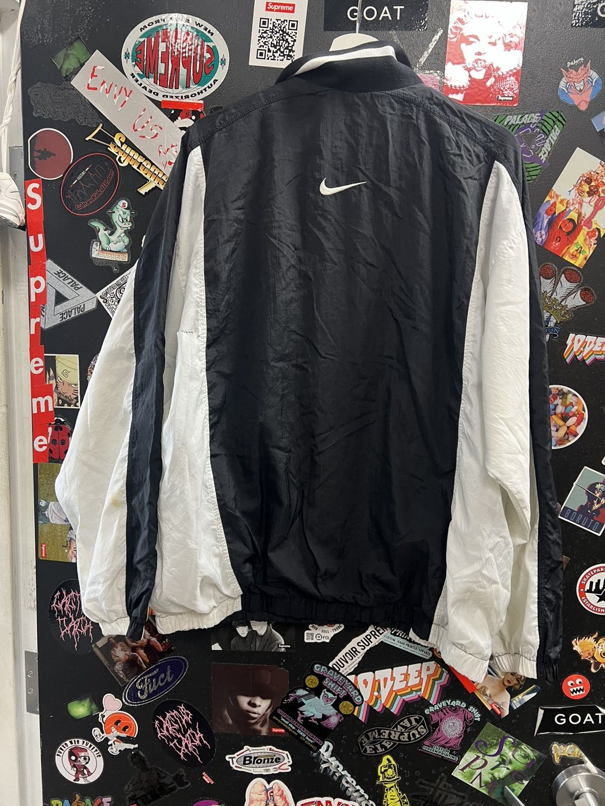 Nike Vintage Nike White Tag Windbreaker Size US L / EU 52-54 / 3 - 2 Thumbnail