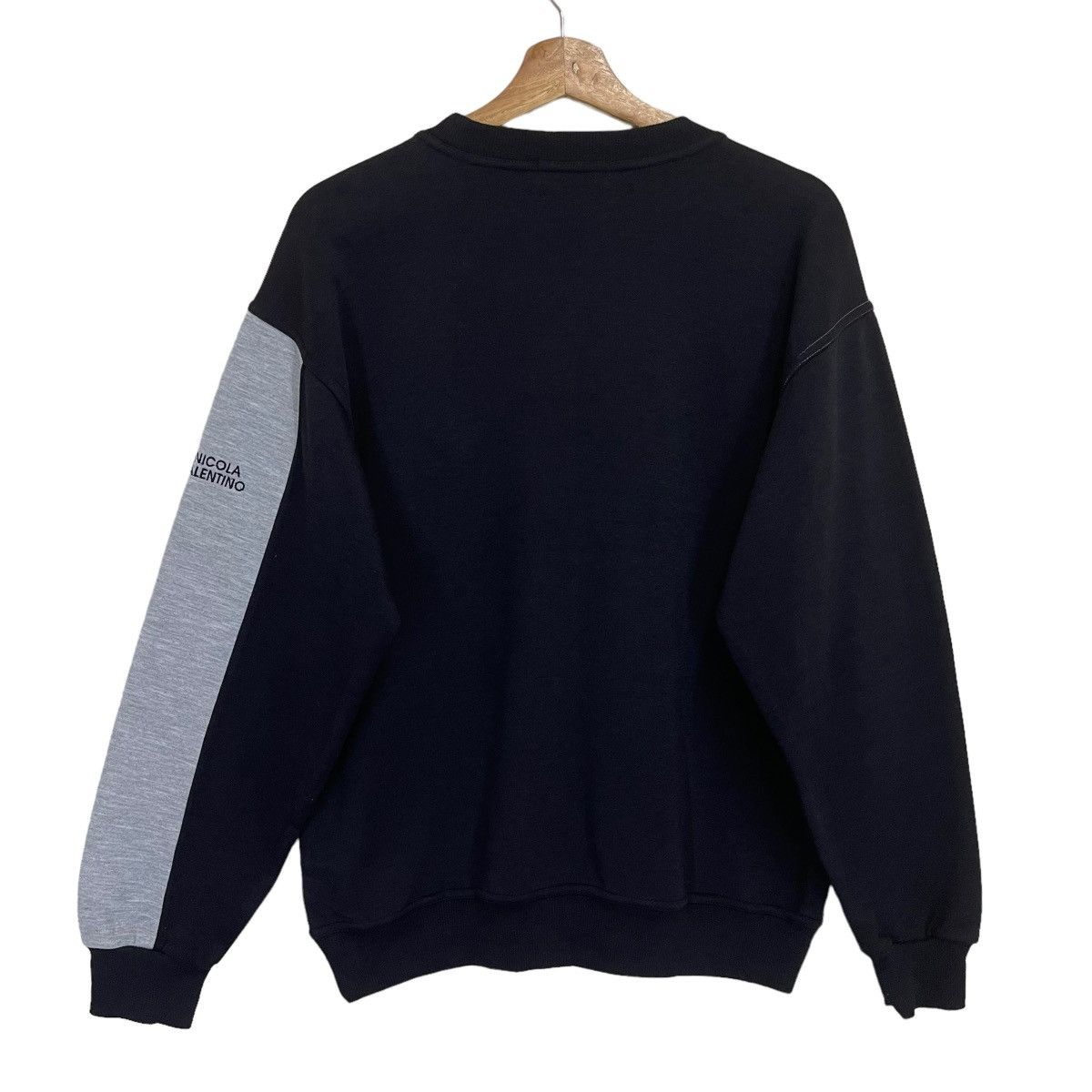 Designer Vintage Nicola Valentino Crewneck Sweatshirt Size M Size US M / EU 48-50 / 2 - 8 Thumbnail