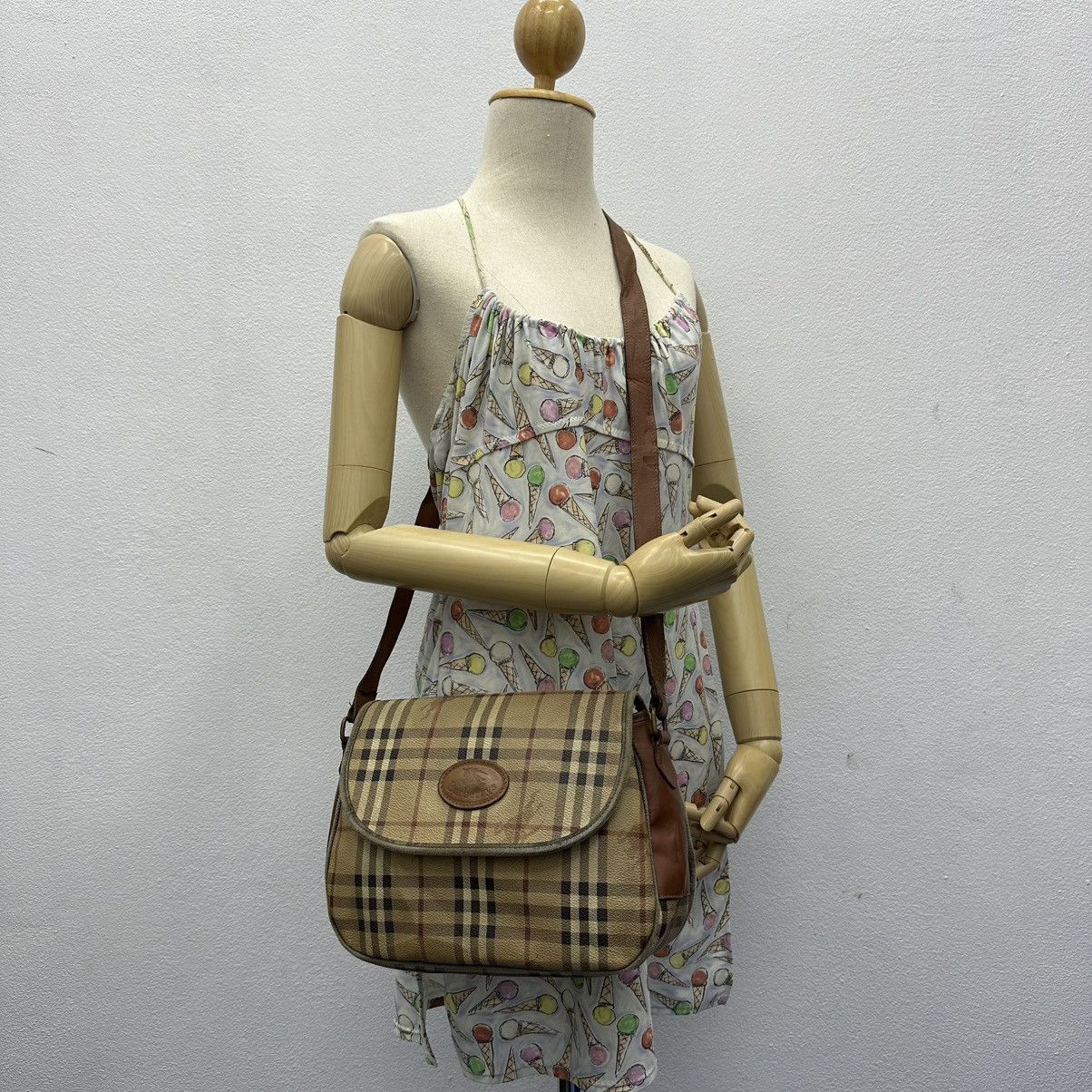 Burberry ‼️YES‼️ VINTAGE BURBERRYS NOVA CHECK SHOULDER CROSSBODY BAG Size ONE SIZE - 1 Thumbnail