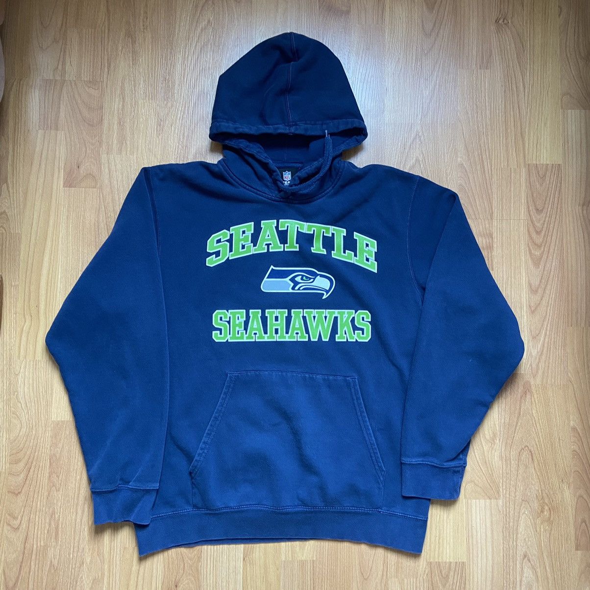 NFL NFL Men’s Seattle Seahawks Logo Hoodie Sweatshirt Size XL Size US XL / EU 56 / 4 - 1 Thumbnail