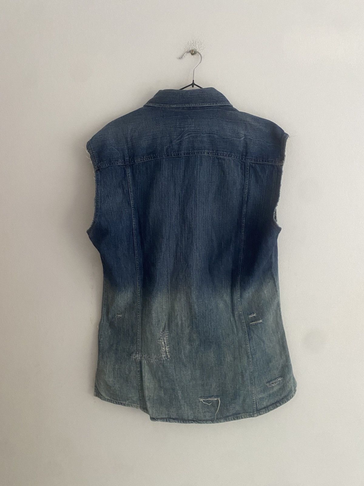 Designer × Dolce & Gabbana × Vintage Vintage Y2K Dolce & Gabbana Cut Off Sleeve Shirt Size US M / EU 48-50 / 2 - 7 Thumbnail