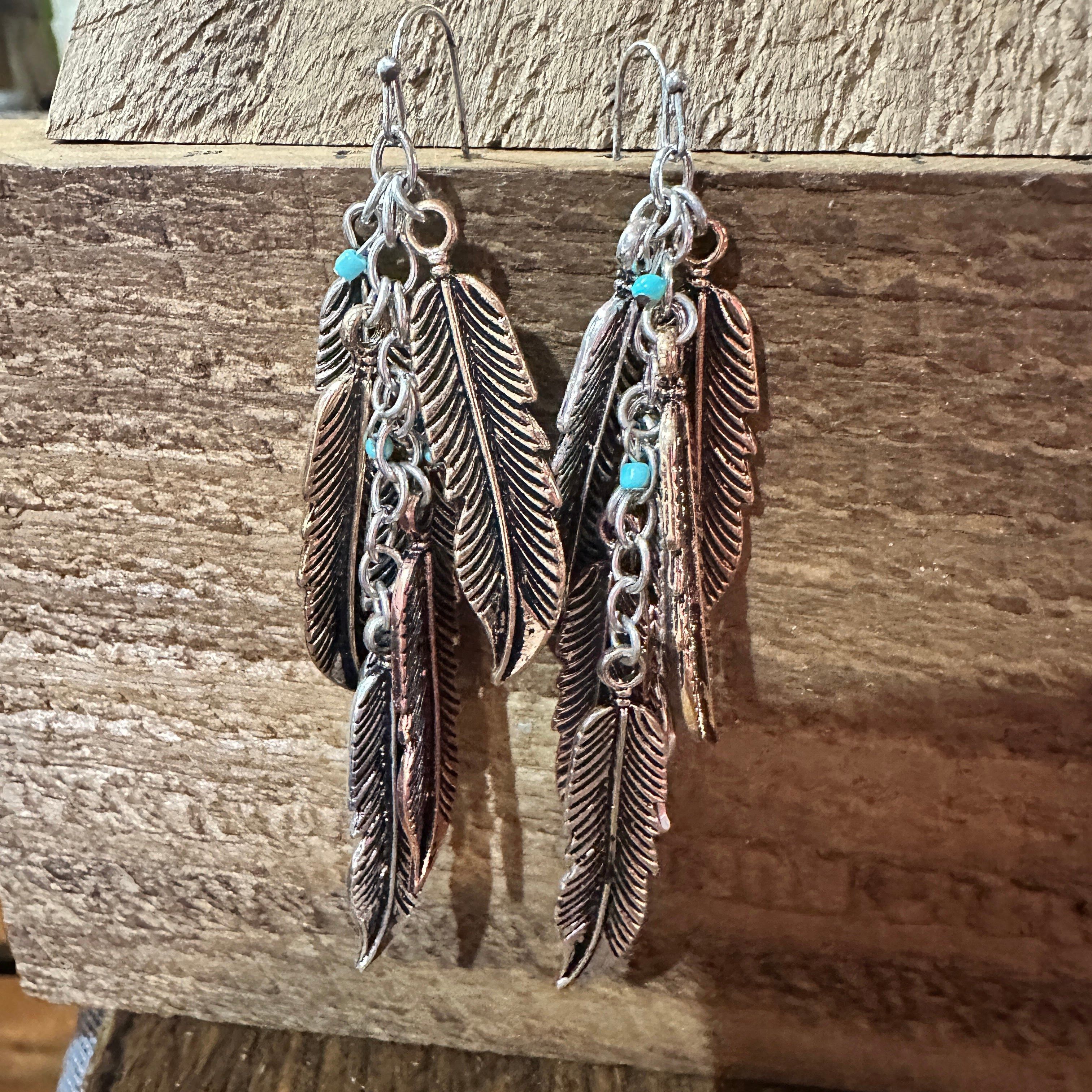Other Tricolor Feather Charm Boho Metal Earrings Size ONE SIZE - 4 Thumbnail