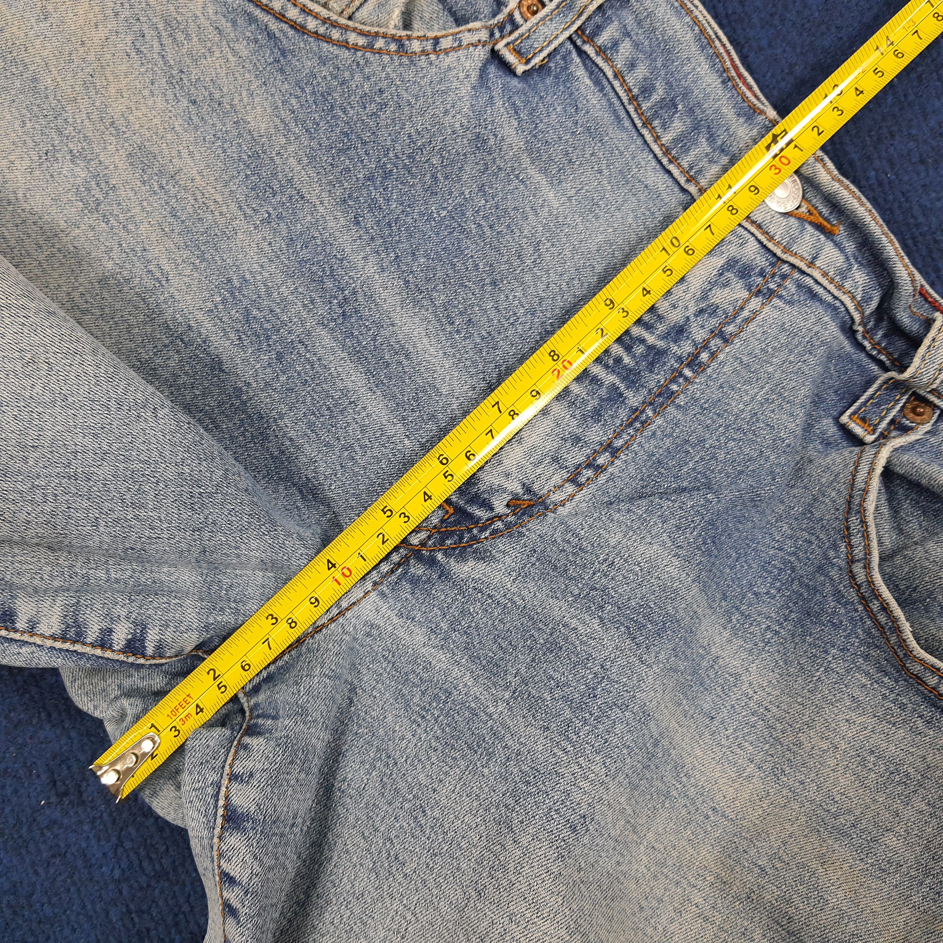 Levi's × Vintage Vintage Levi's 550 Relaxed Boot Cut Distressed Jeans Size US 30 / EU 46 - 14 Thumbnail