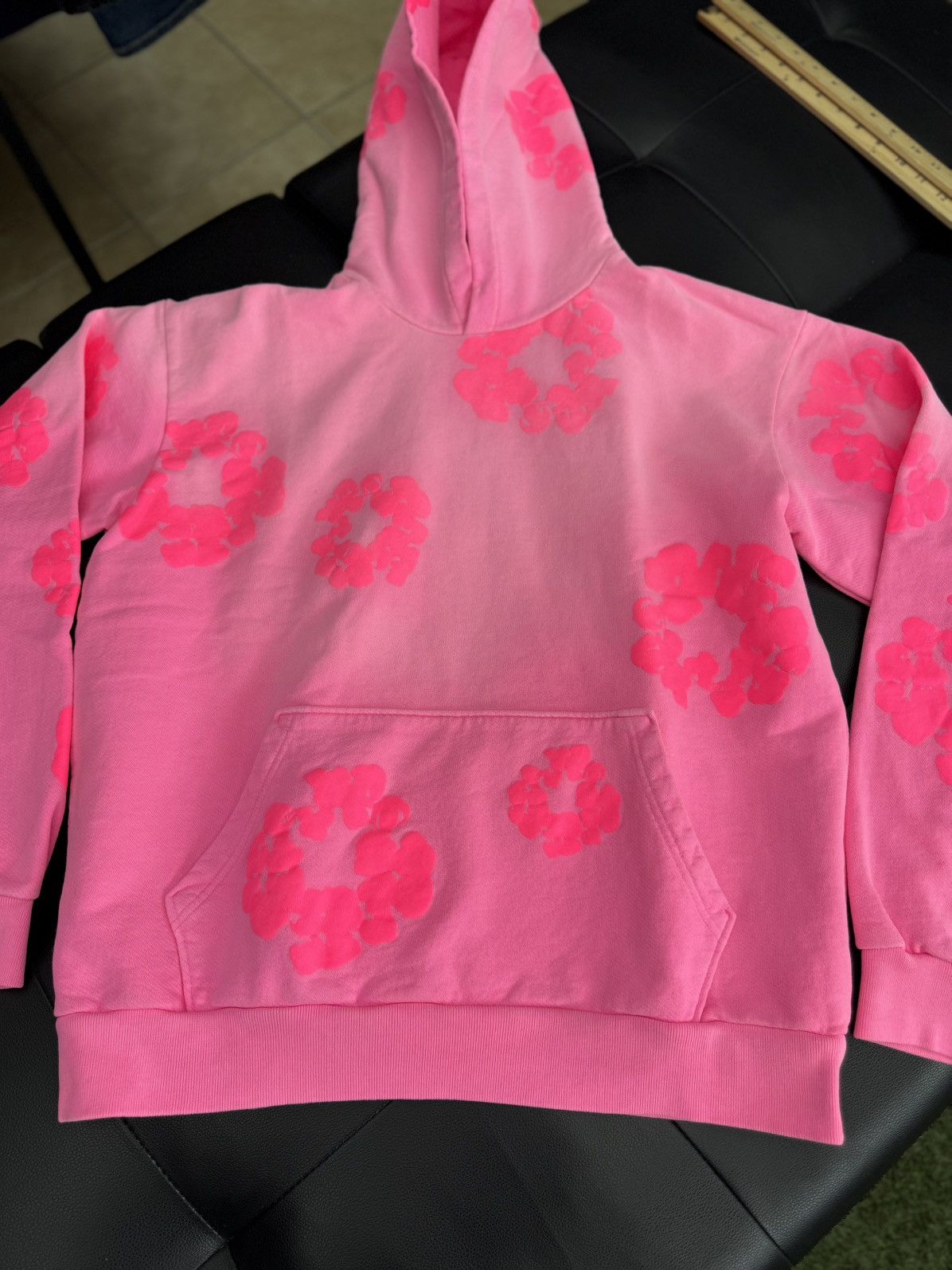 DENIM TEARS Denim Tears Pink 2025 Cotton Wreath Hoodie M (NEW) Size US M / EU 48-50 / 2 - 4 Thumbnail