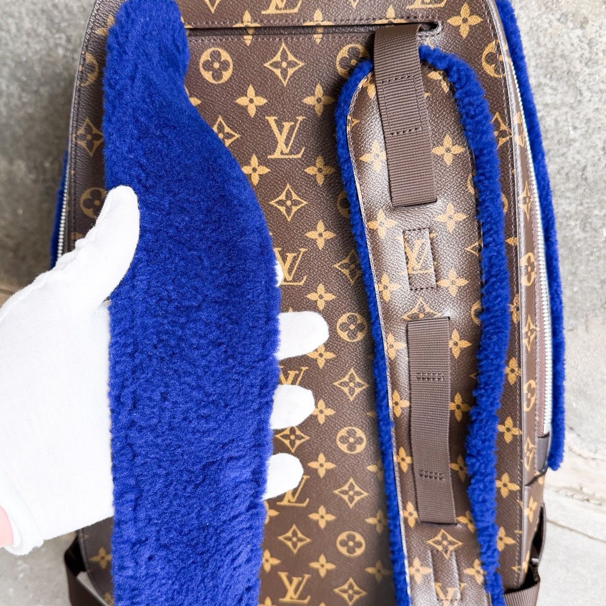 Louis Vuitton Limited Edition 2014 Marc Newson Shearling Monogram Backpack Size ONE SIZE - 7 Thumbnail