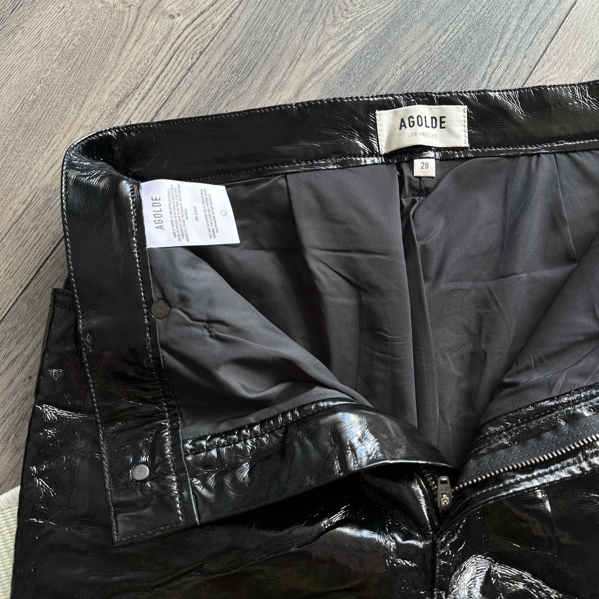 Agolde AGOLDE ‘90s Pinch Black Patent Recycled Leather Pants Size 28" / US 6 / IT 42 - 4 Thumbnail