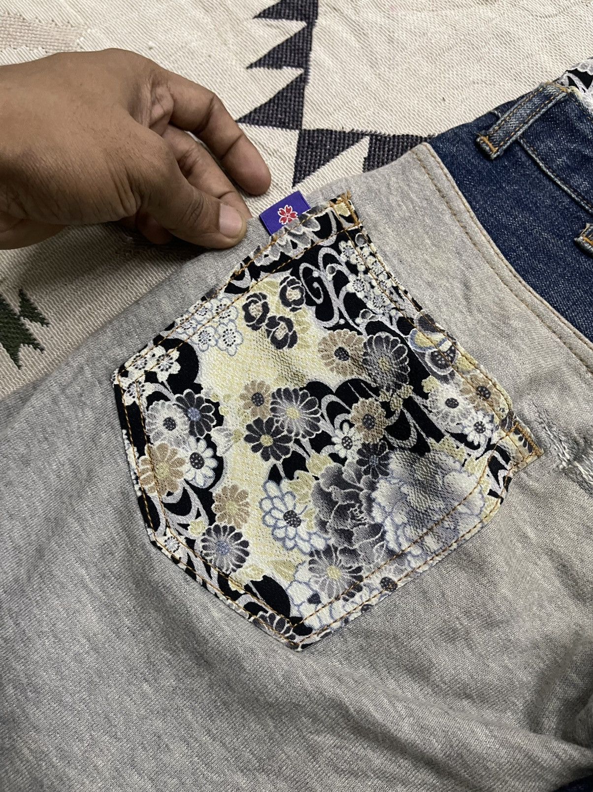 Karakuri Tamashii 90s CHIGIRI DOUBLE WAIST RARE COTTON/DENIM JEANS Size US 31 - 17 Thumbnail
