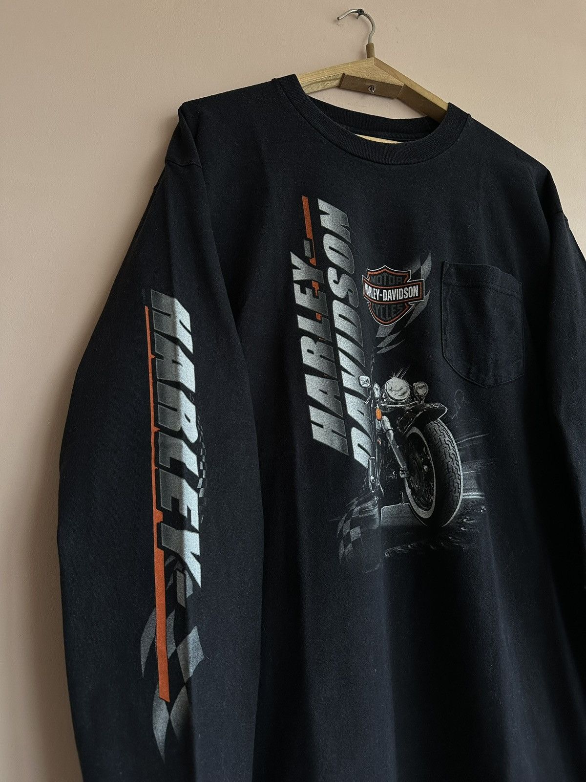 Harley Davidson × Vintage Vintage 00s Harley Davidson Bryan College Pocket Long Sleeve Size US XL / EU 56 / 4 - 4 Thumbnail