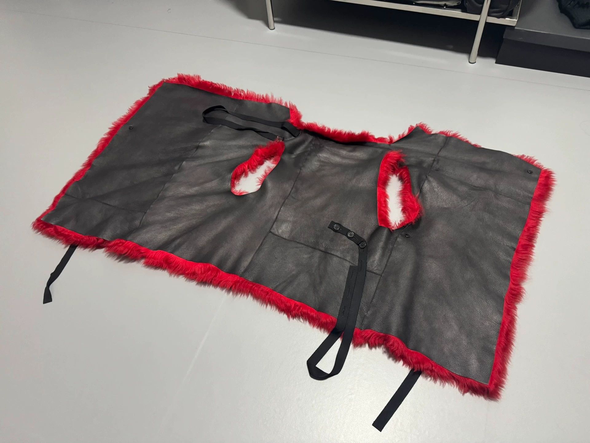 Ann Demeulemeester Ann demeulemeester 2015fw runway shearling vest Size US S / EU 44-46 / 1 - 4 Thumbnail