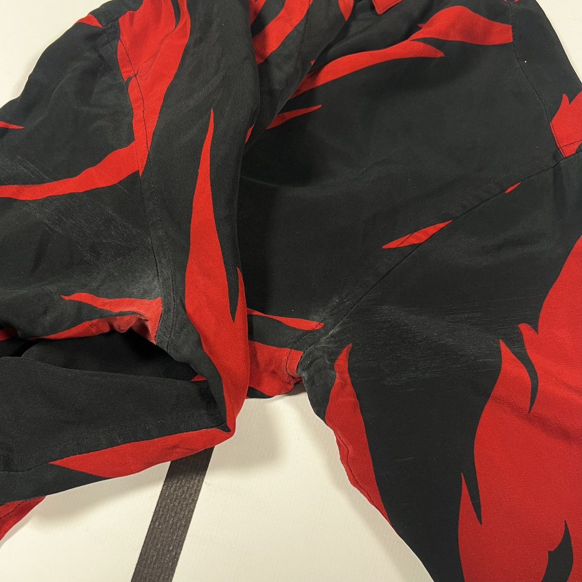 Saint Laurent Paris |[ SS17 Saint Laurent “Red Flame” Button Up Silk Shirt ]| Size US S / EU 44-46 / 1 - 7 Thumbnail