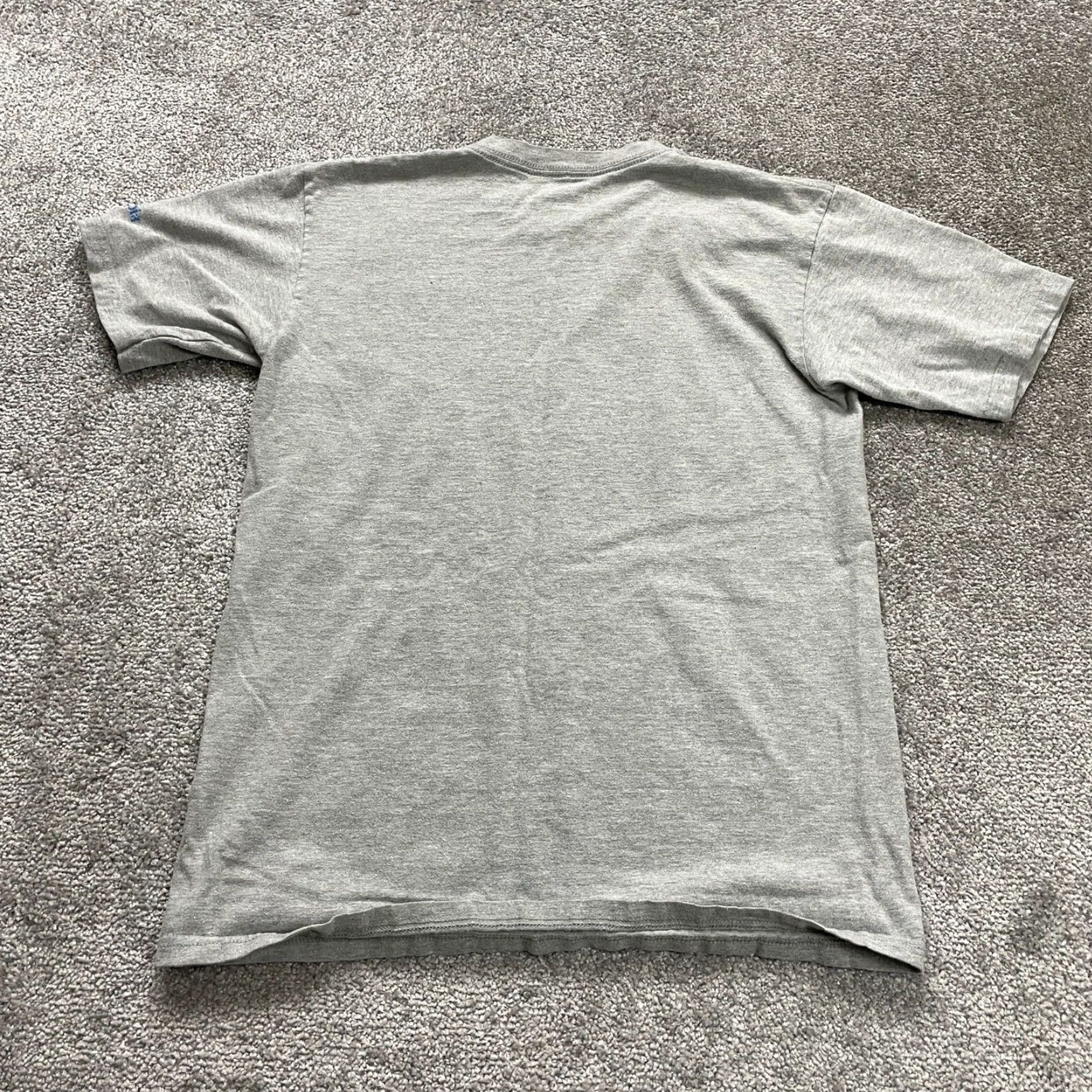 Vintage Columbia Graphic T-Shirt Men Medium Gray Cotton Crew Neck Short Sleeve Outdoor Sports Size US M / EU 48-50 / 2 - 2 Thumbnail