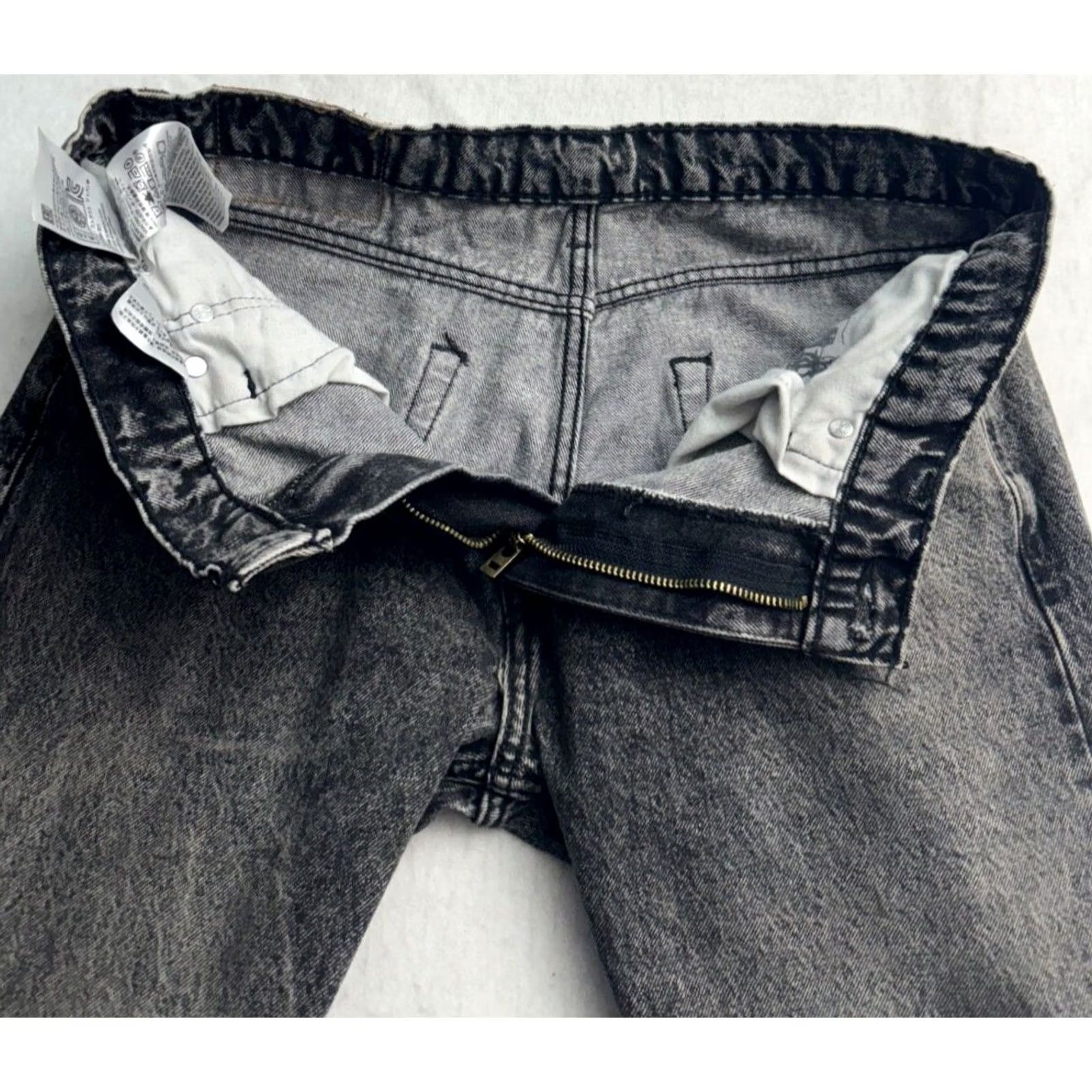 Levi's VINTAGE Levi's 512 Jeans Mens Black Acid Wash Denim Distressed Button Zip Closure 33x30 Slim Epics Size US 33 - 3 Thumbnail