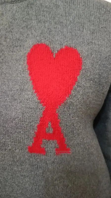 AMI AMI Grey Women's Sweater with Heart Logo . Size S / US 4 / IT 40 - 3 Thumbnail