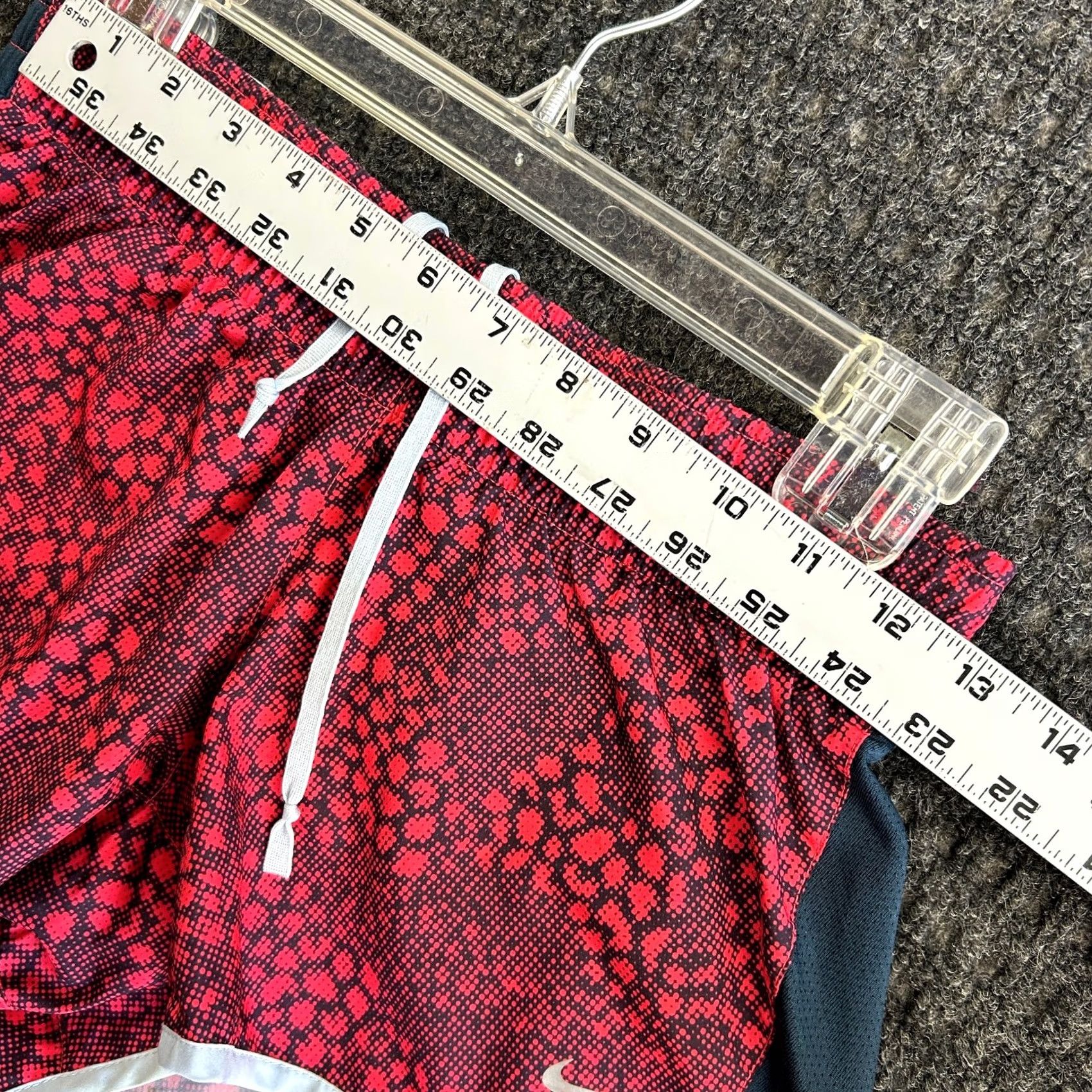 Nike Nike Women’s Dash Dri Fit Running Shorts S 3” Inseam Built in Brief Snake Skin Red Athletic Pockets Reflective 3 in Inseam Womens Size 28" / US 6 / IT 42 - 6 Thumbnail