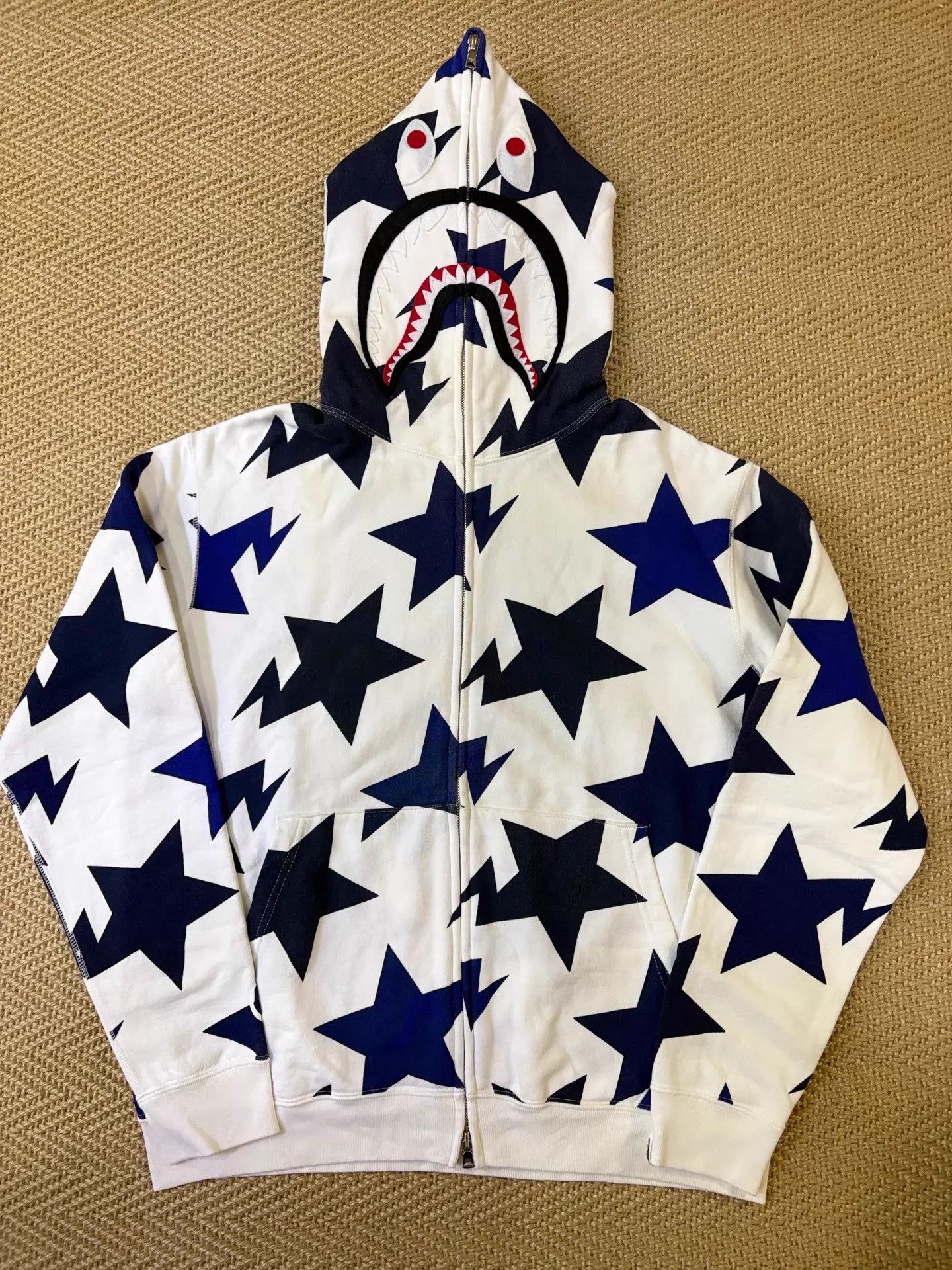 Bape BAPE NFS Meteor Shark Hoodie White M 2W Near New Size US M / EU 48-50 / 2 - 1 Thumbnail