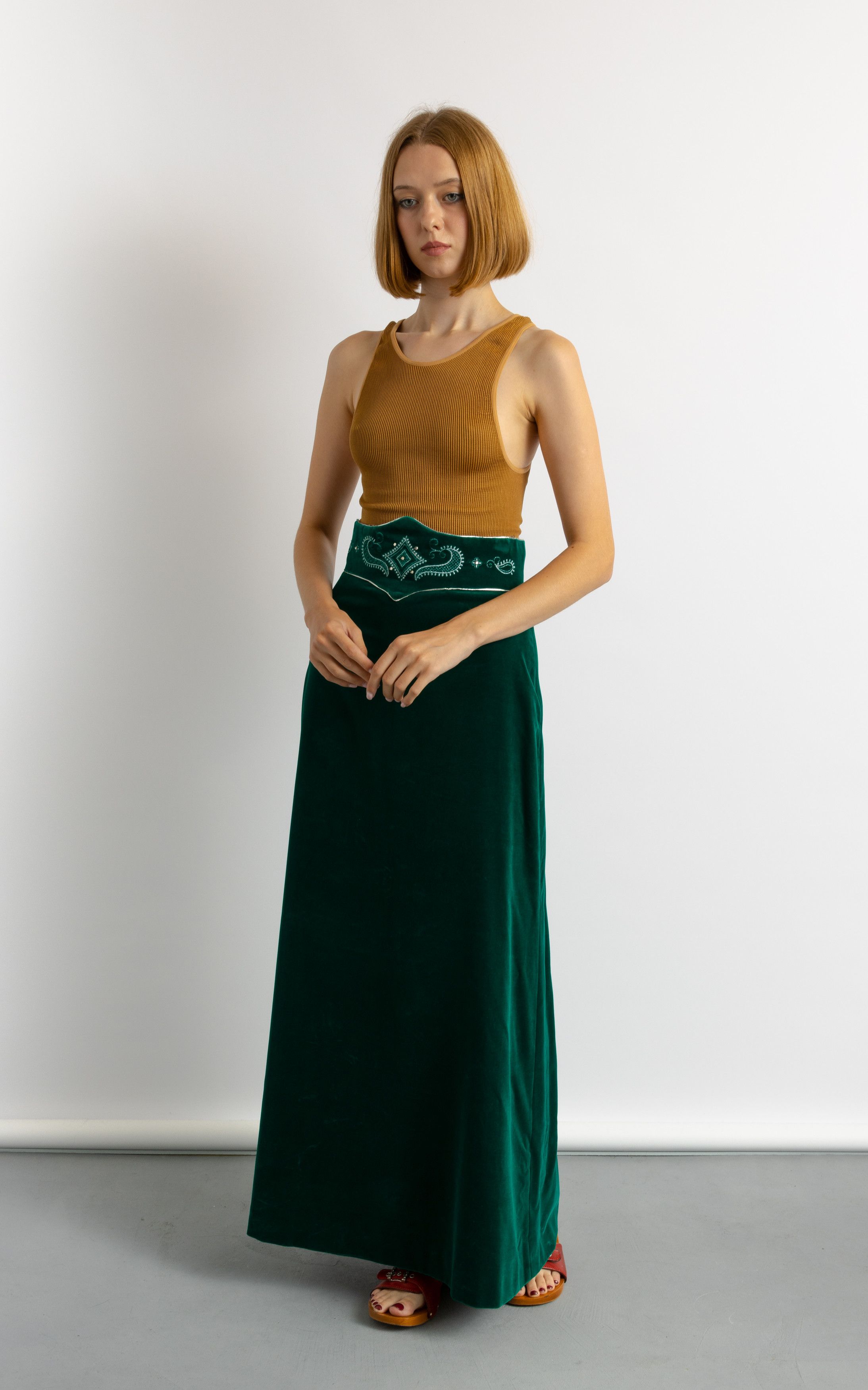 Vintage Vintage Vera Mont Paris deep green maxi skirt 8687 Size 27" / US 4 / IT 40 - 2 Thumbnail