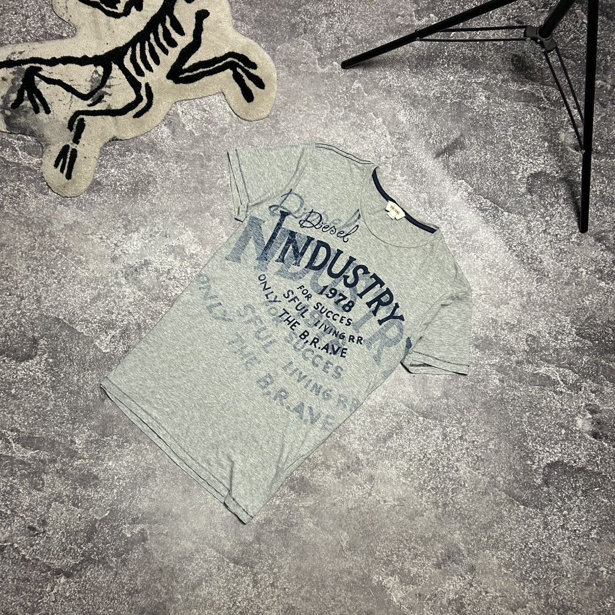 Diesel Deaigner Diesel Indusrty big graphic logo y2k streetwear tee Size US M / EU 48-50 / 2 - 1 Thumbnail