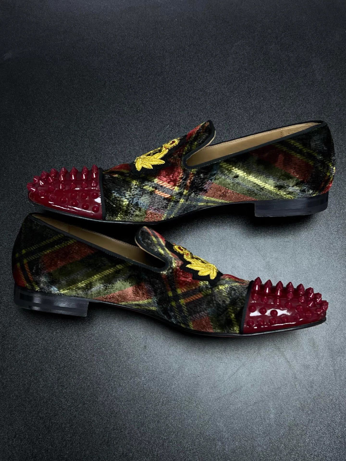 Christian Louboutin Christian Louboutin Studded Slip-On Loafers K15 Size US 10.5 / EU 43-44 - 6 Thumbnail