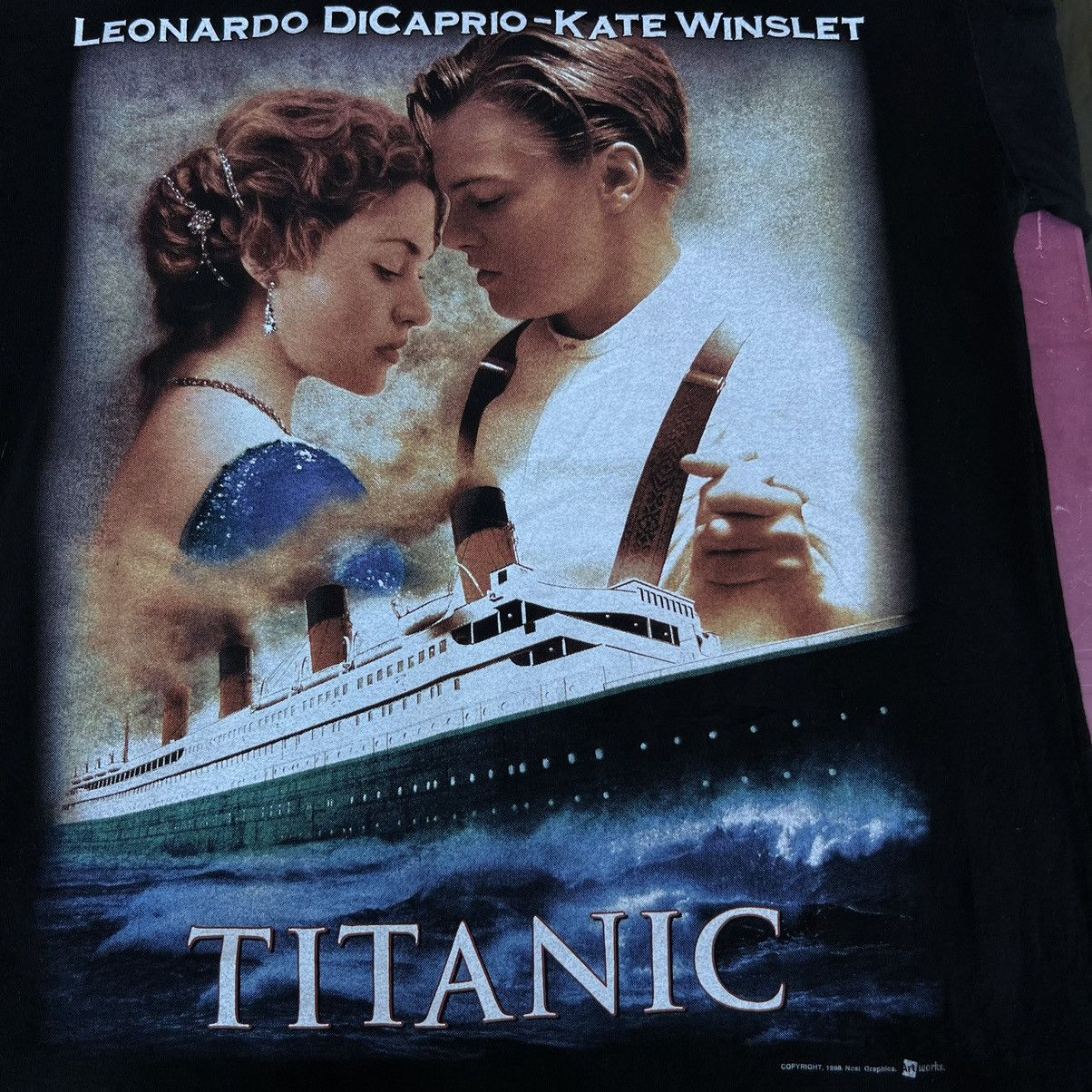 Vintage 90s Titanic Promo Tee Leornado Di Caprio Kate Winslet Size US M / EU 48-50 / 2 - 2 Thumbnail