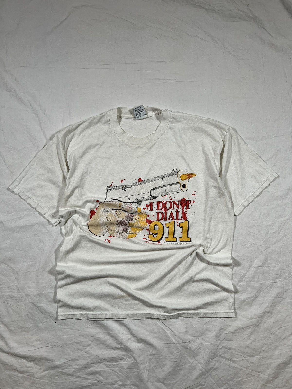 Vintage Vintage 90s I Don’t Dial 911 Gun Tee Size US L / EU 52-54 / 3 - 1 Thumbnail