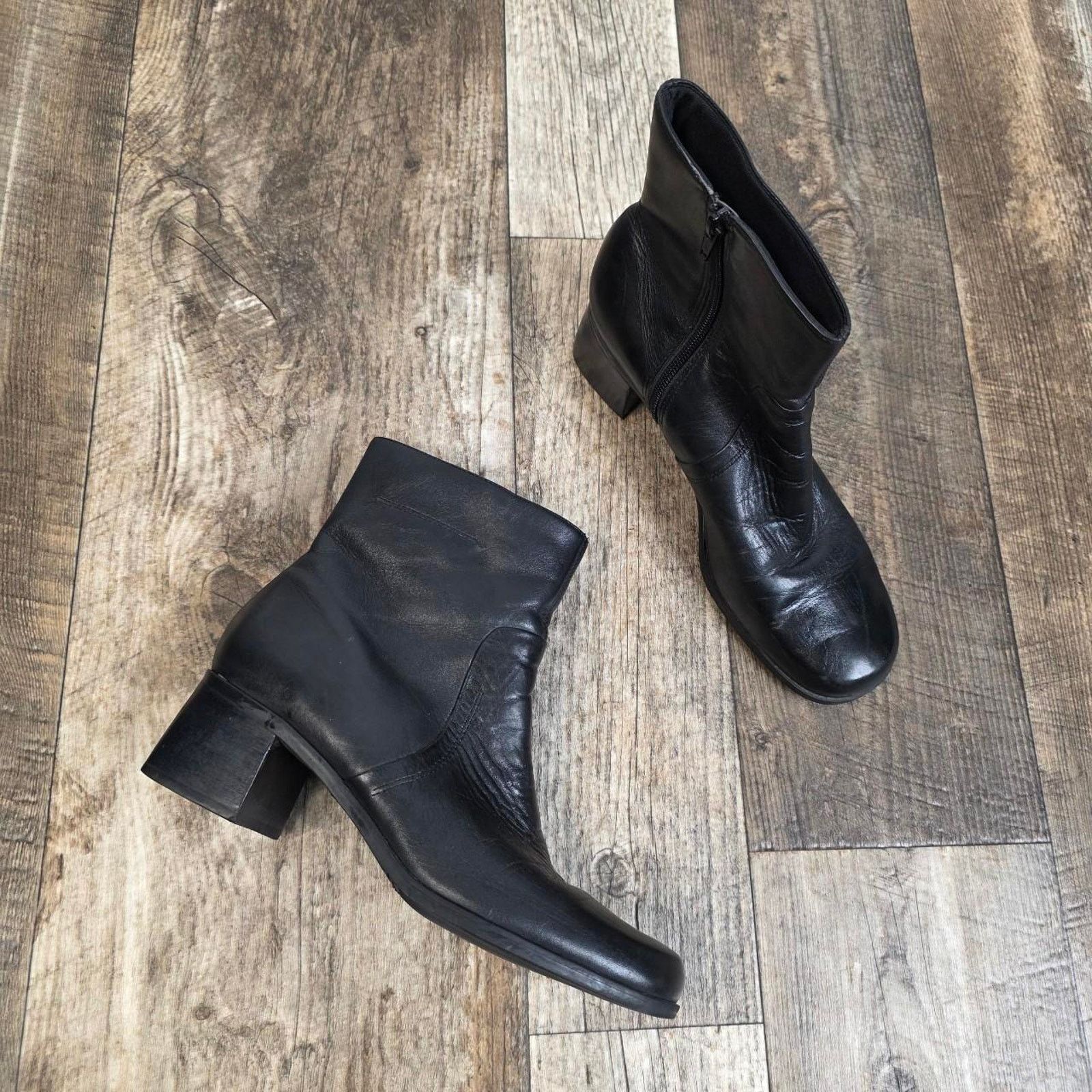 Vintage Vintage 90s Black Boots Leather Block Heel Women's 10 Size US 10 / IT 40 - 1 Thumbnail