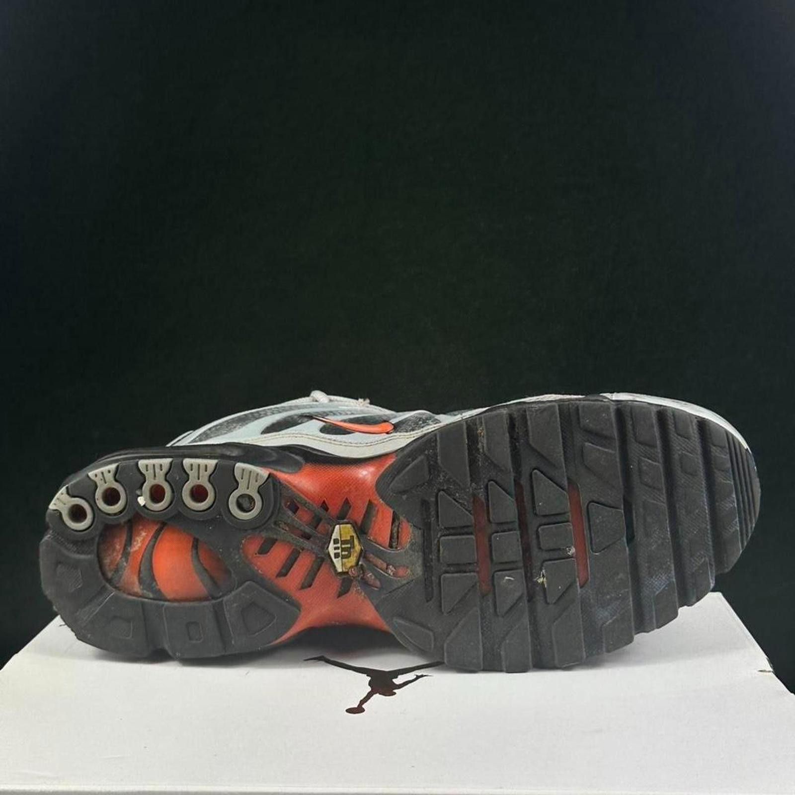 Nike Nike Air Max Plus TN “Grey Gradient / Solar Red” — US 11 Size US 11 / EU 44 - 3 Thumbnail
