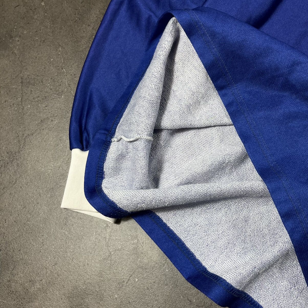 Puma Vintage 90s Puma Template Longsleeve Jersey Tee Blokecore Size US L / EU 52-54 / 3 - 14 Thumbnail