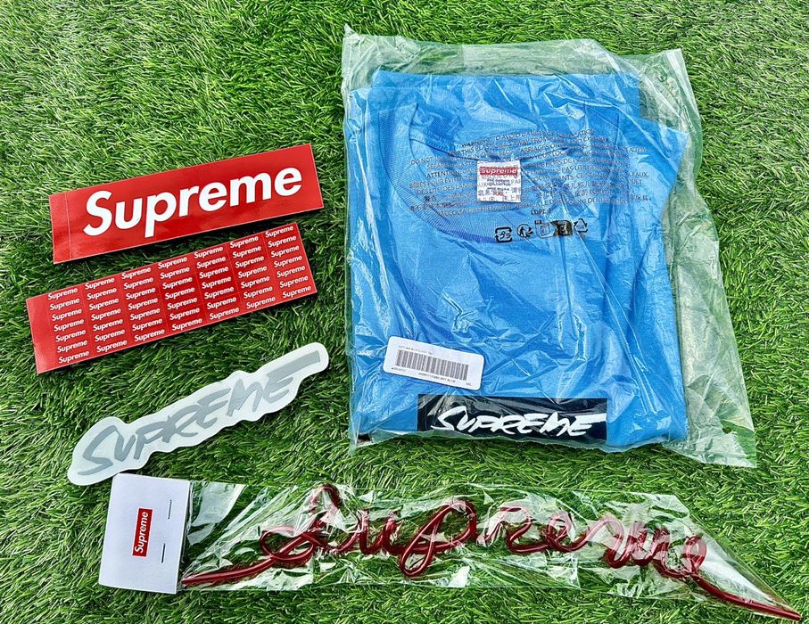 Supreme Supreme x Futura Box Logo Tee Bright Blue SS24 Size XXL