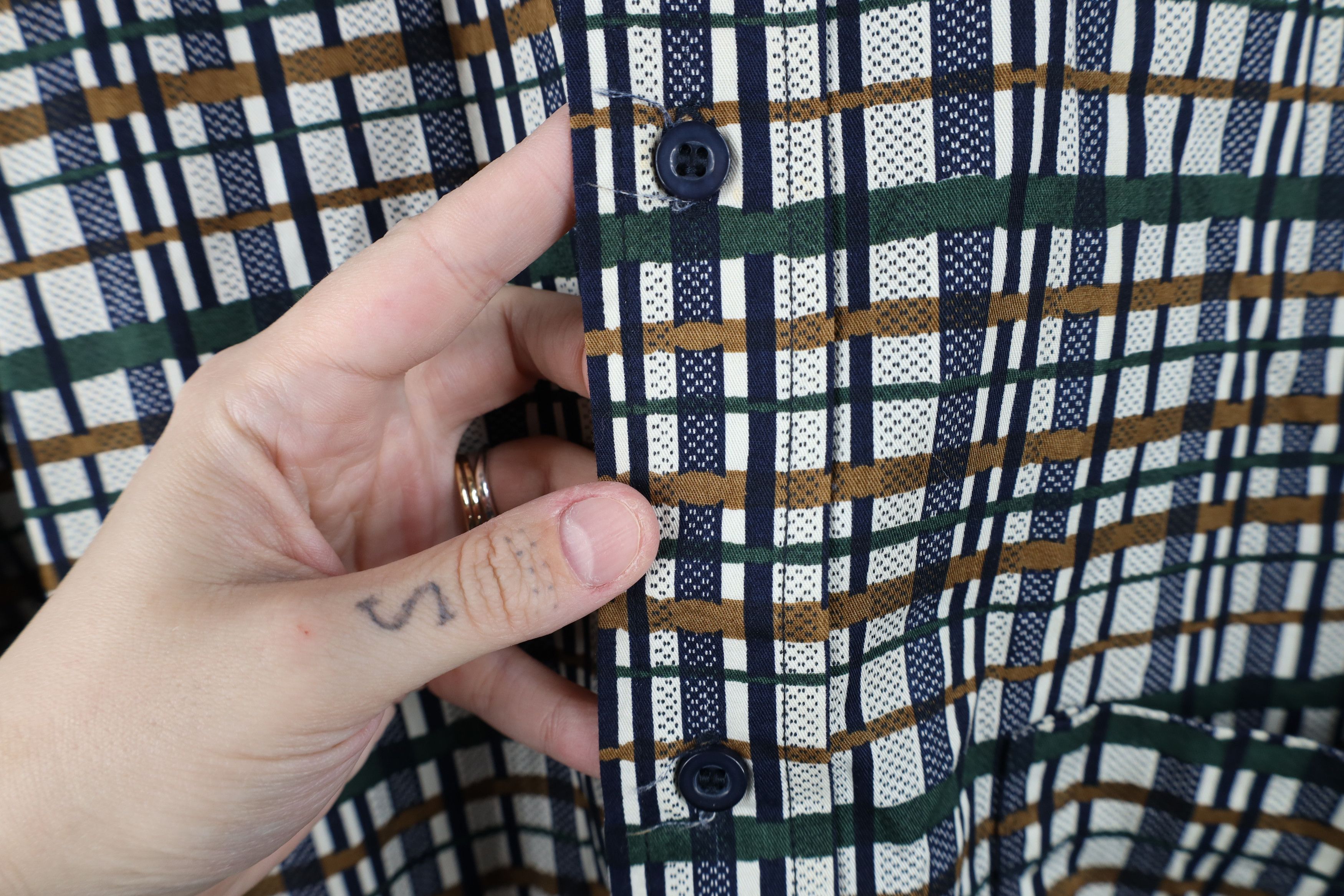 Vintage Vintage 90s Streetwear Collared Button Down Shirt Plaid Size US L / EU 52-54 / 3 - 5 Thumbnail