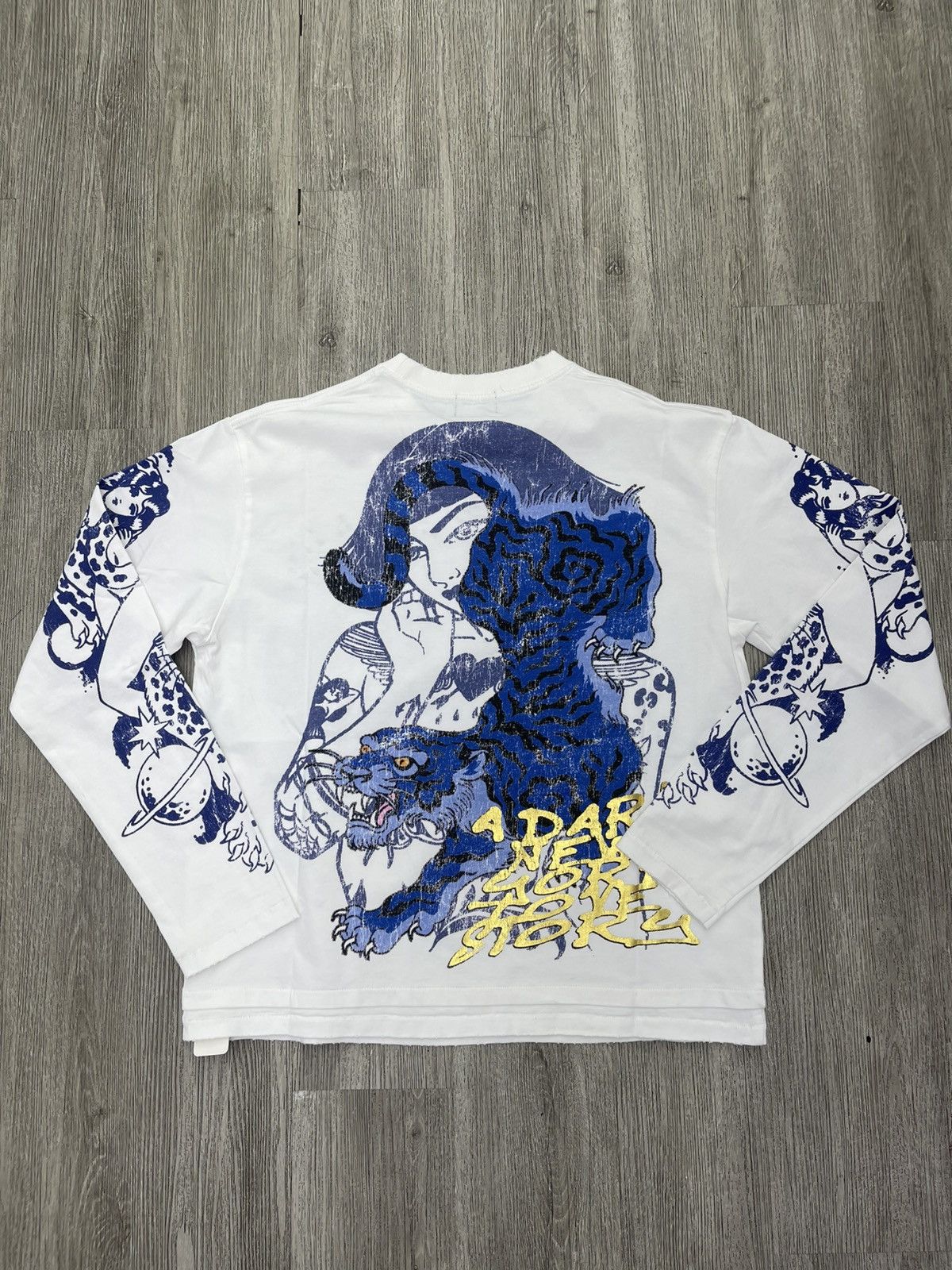 LOST INTRICACY Lost Intricacy long sleeve white/blue Size US S / EU 44-46 / 1 - 2 Thumbnail