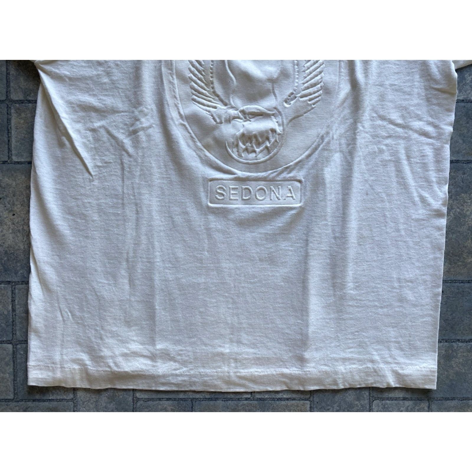 Fruit Of The Loom VINTAGE Fruit of the Loom T-Shirt Men L White Sedona Eagle Best White Short Sleeve Shirt Adult Large Mens Size US L / EU 52-54 / 3 - 2 Thumbnail